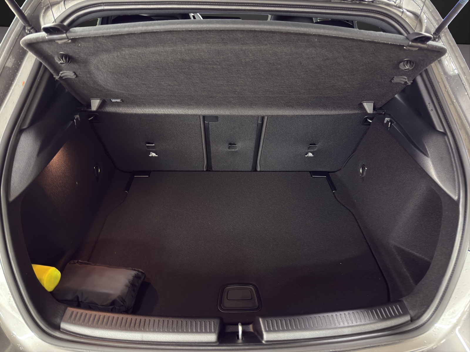 MERCEDES-BENZ A 220 4Matic 8G-DCT-image-8
