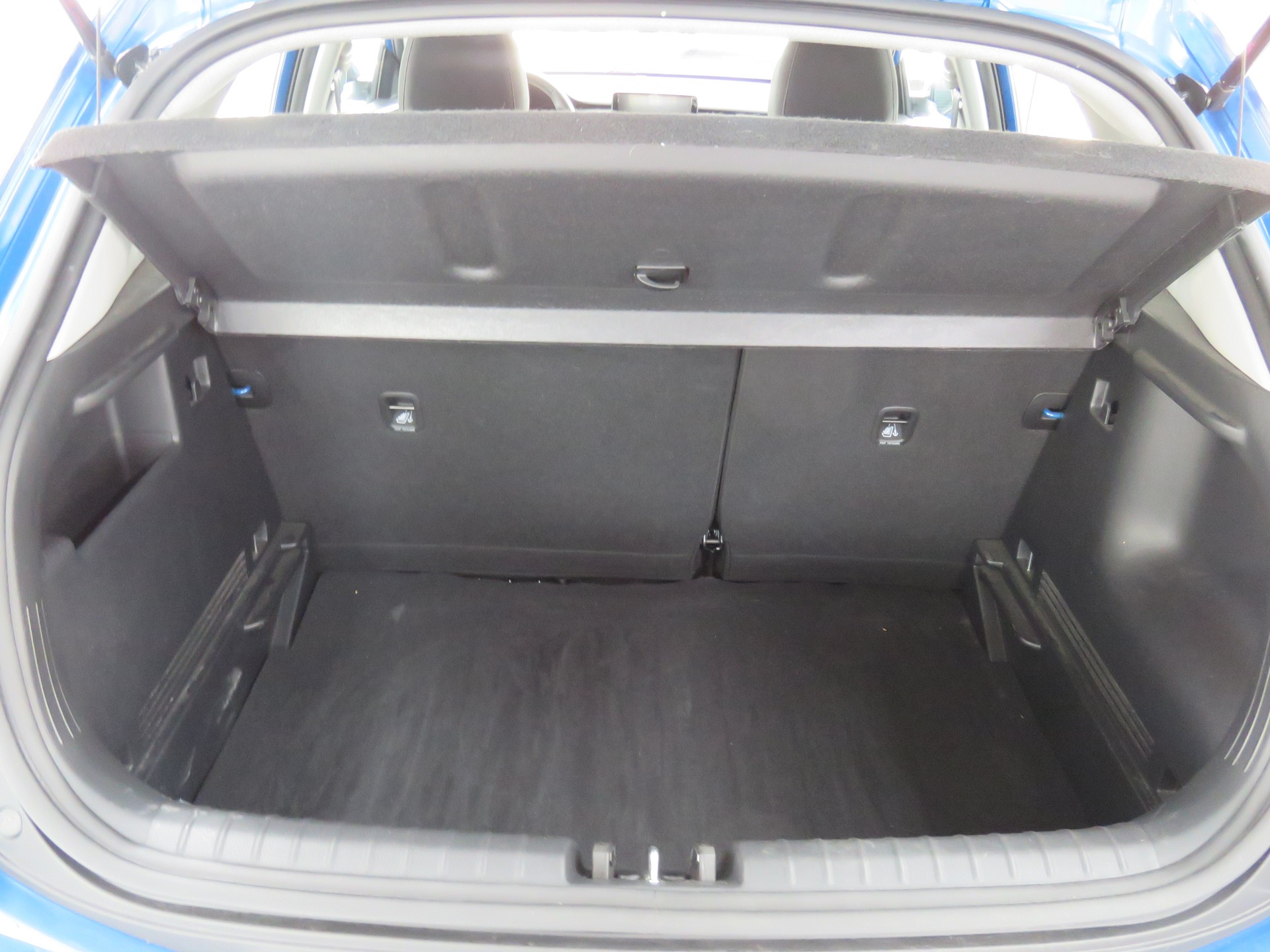 KIA Stonic 1.0 T-GDI Power DCT (Automat)-image-12