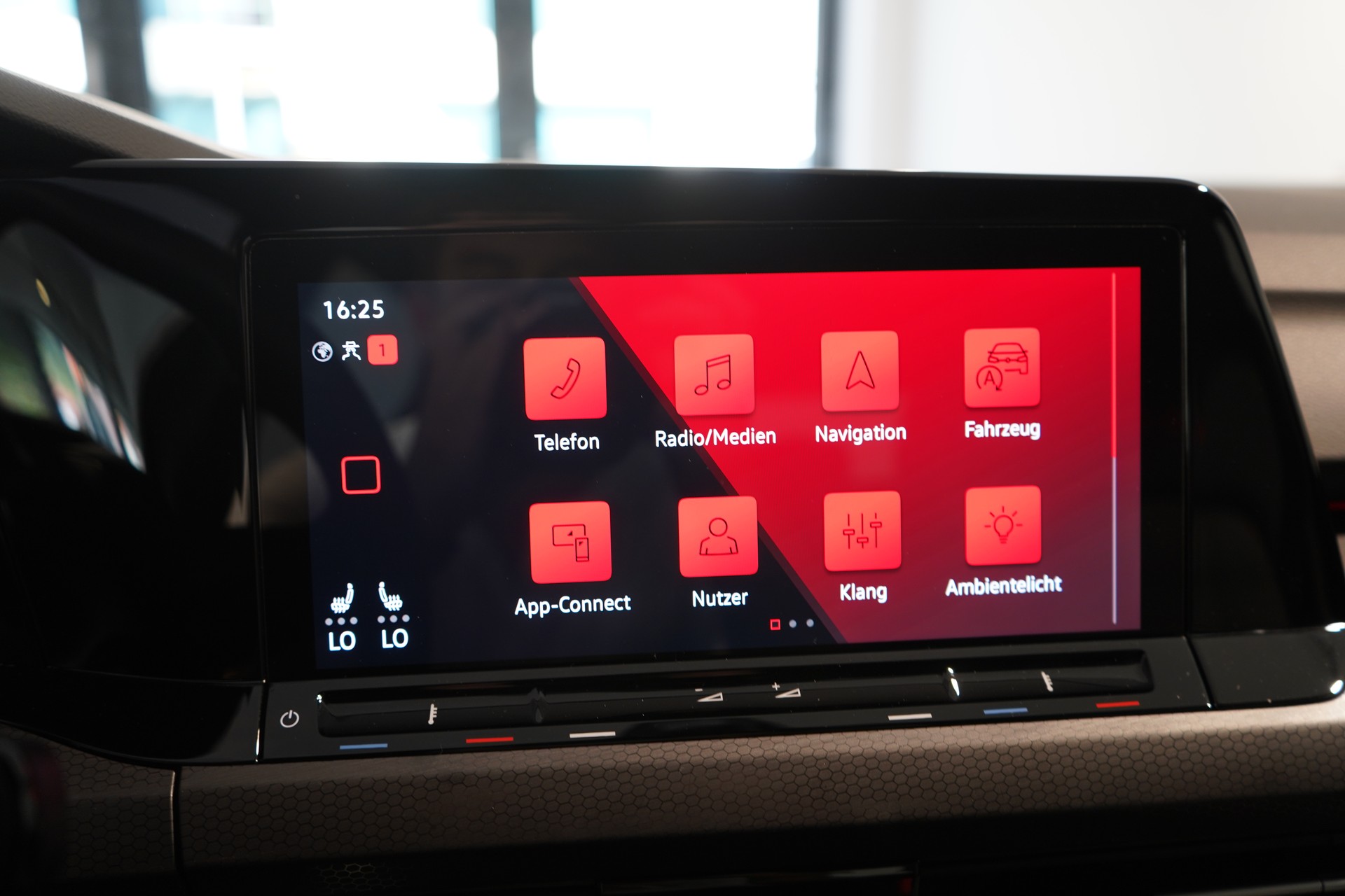 VW Golf 2.0 TSI GTI DSG-image-10