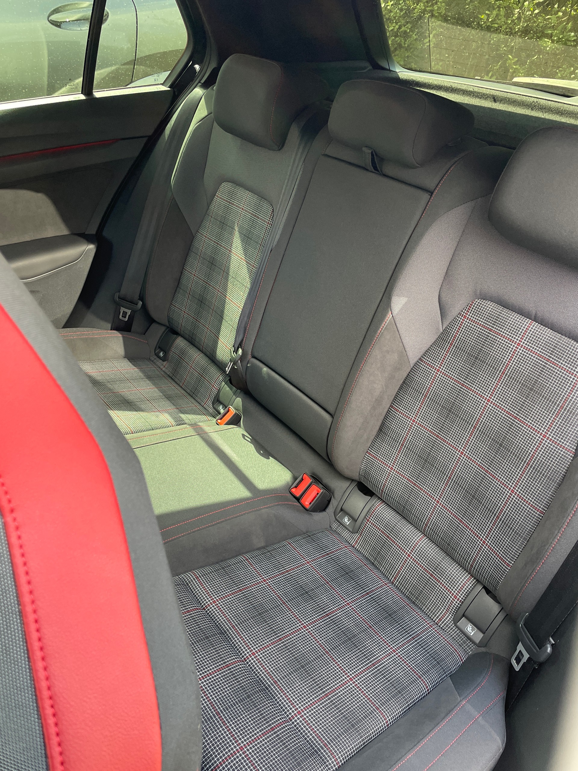 VW Golf 2.0 TSI GTI DSG-image-14
