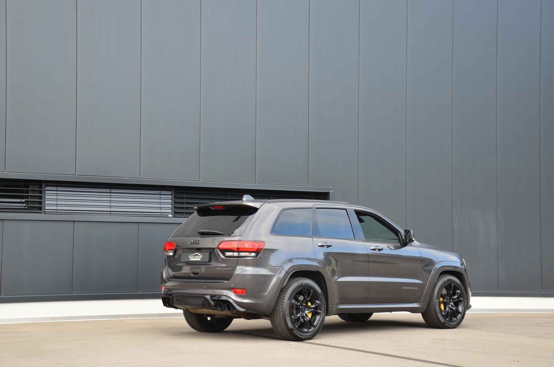 JEEP Grand Cherokee 6.2 V8 HEMI Trackhawk Automatic-showroom-element-2
