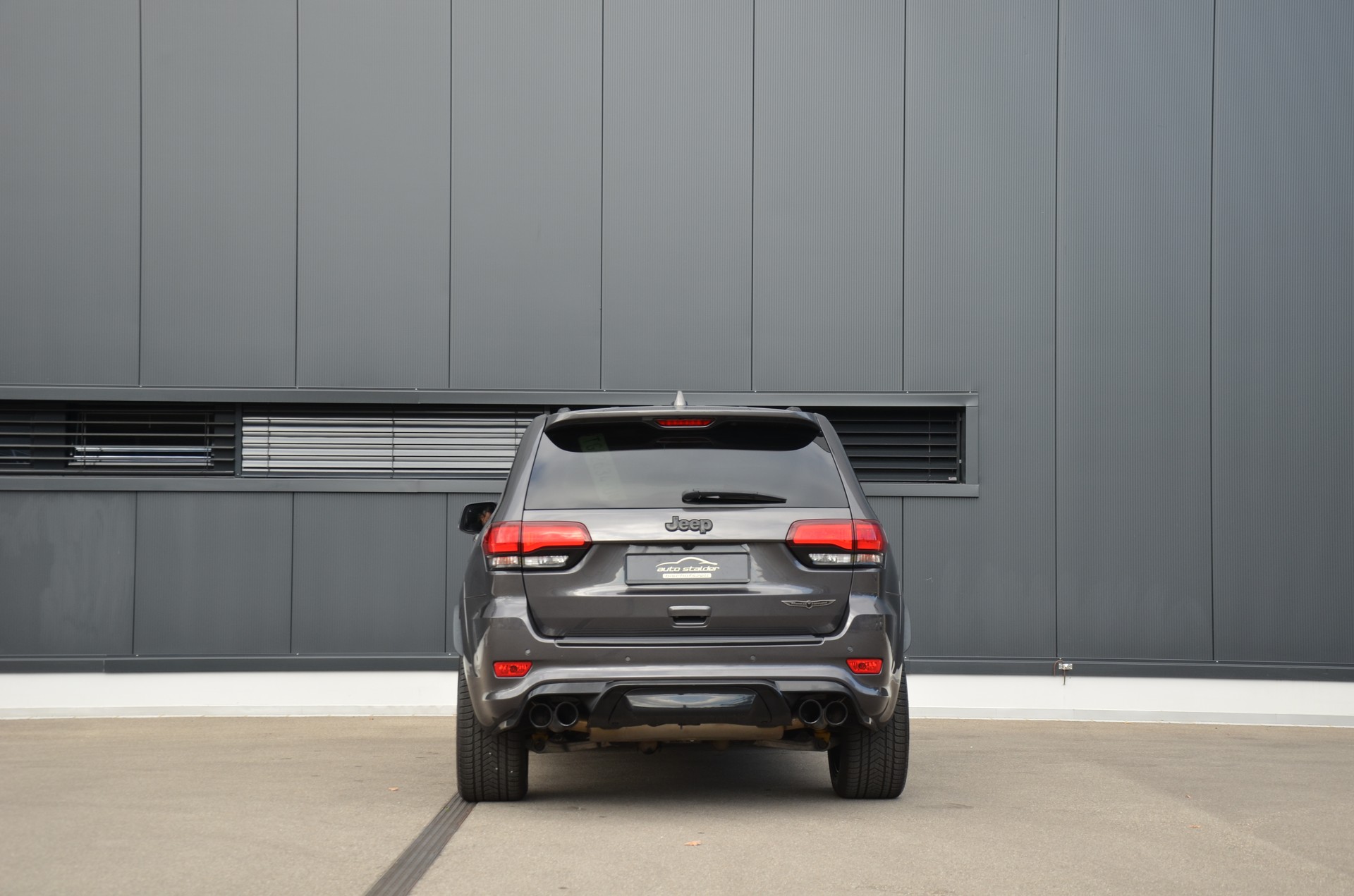 JEEP Grand Cherokee 6.2 V8 HEMI Trackhawk Automatic-image-7