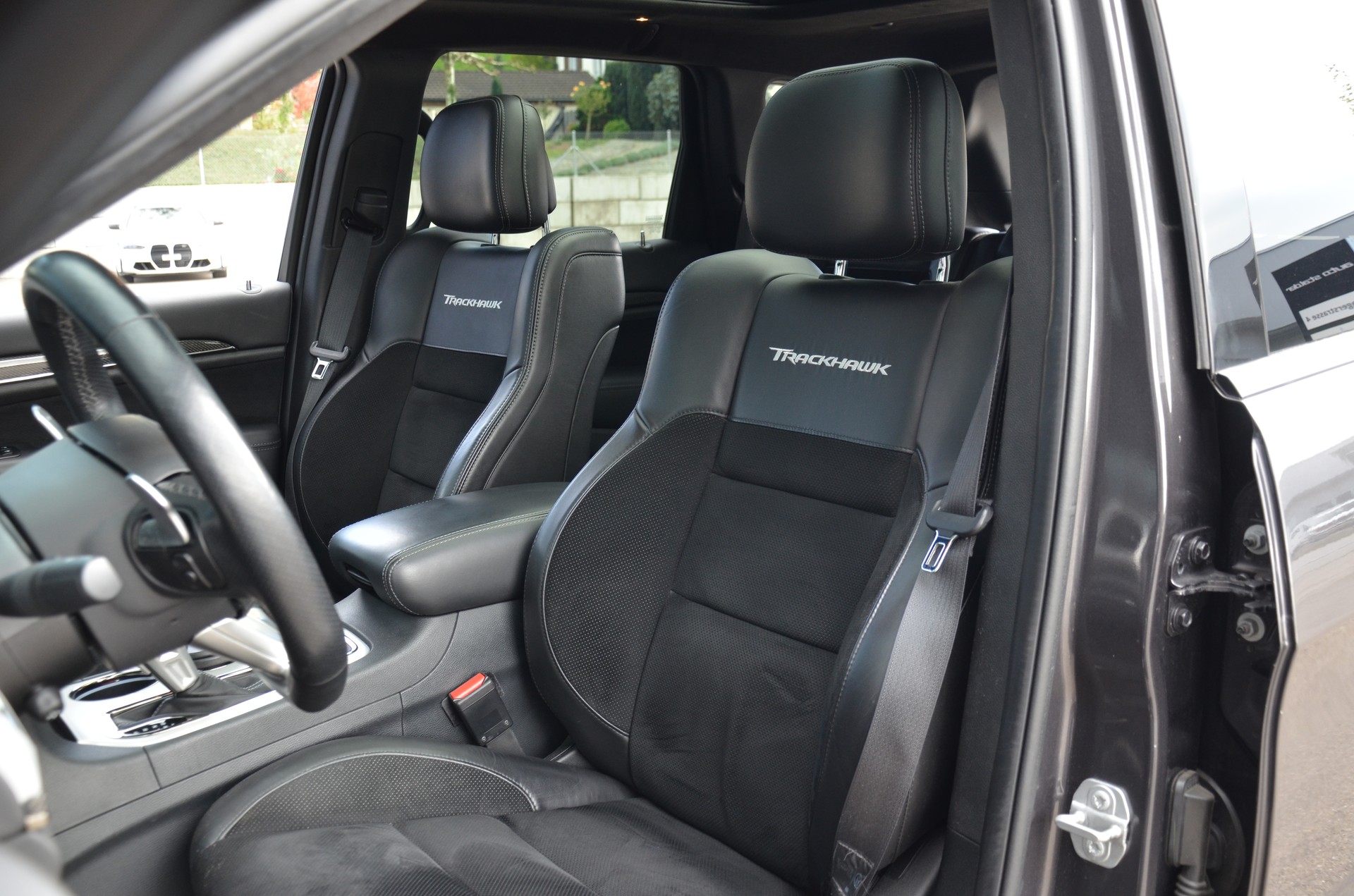 JEEP Grand Cherokee 6.2 V8 HEMI Trackhawk Automatic-image-12