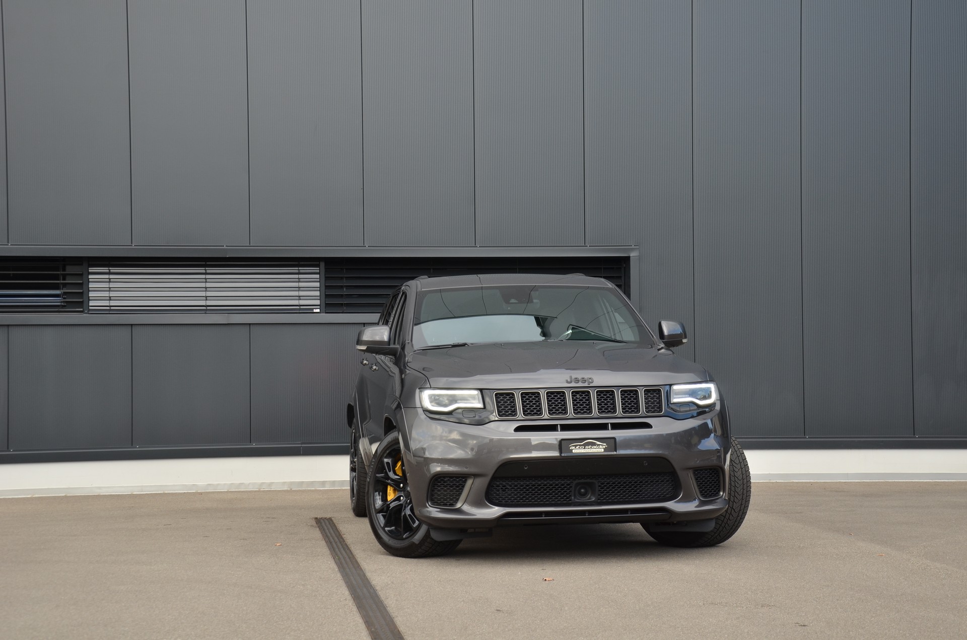 JEEP Grand Cherokee 6.2 V8 HEMI Trackhawk Automatic-image-6