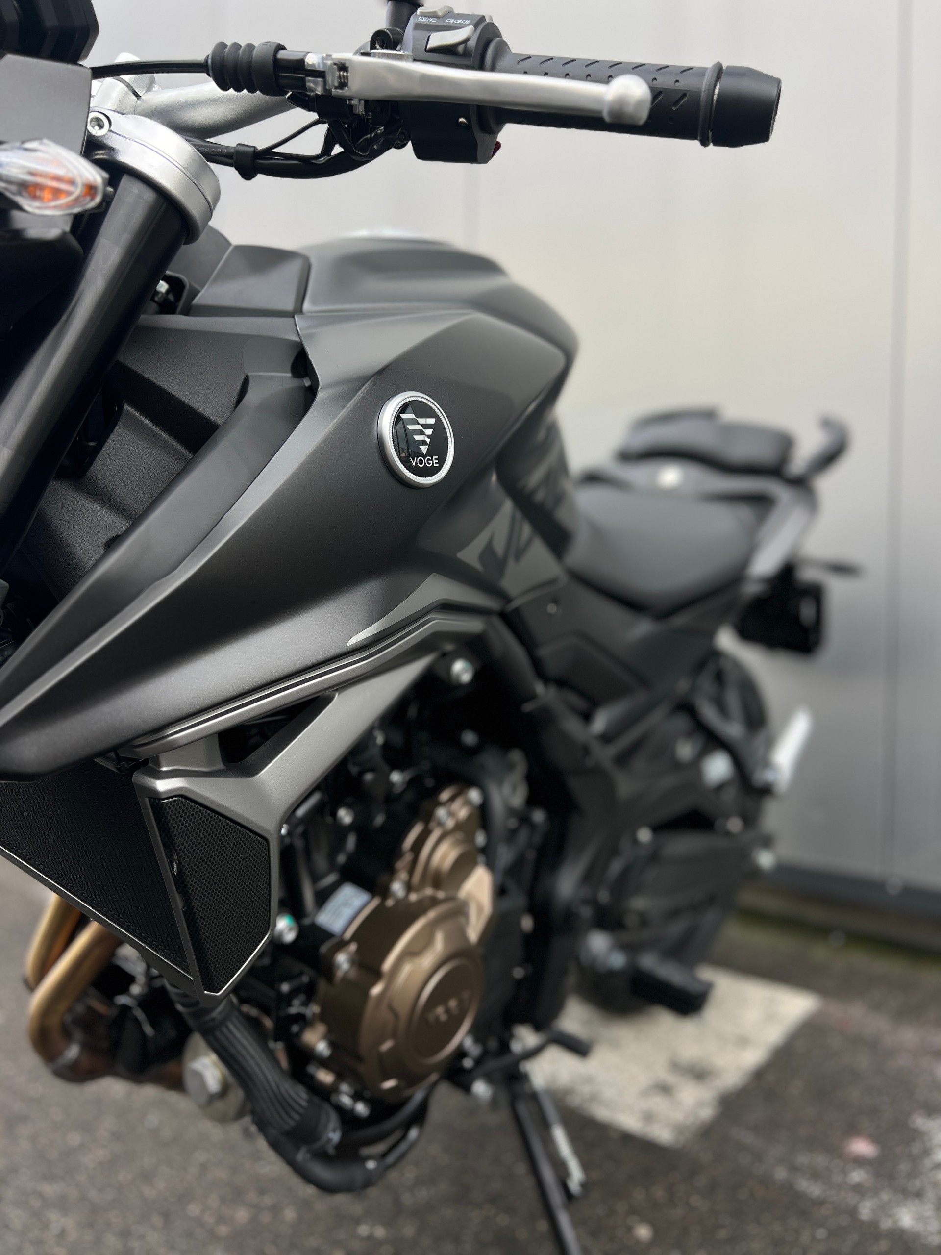 VOGE 625R-image-8
