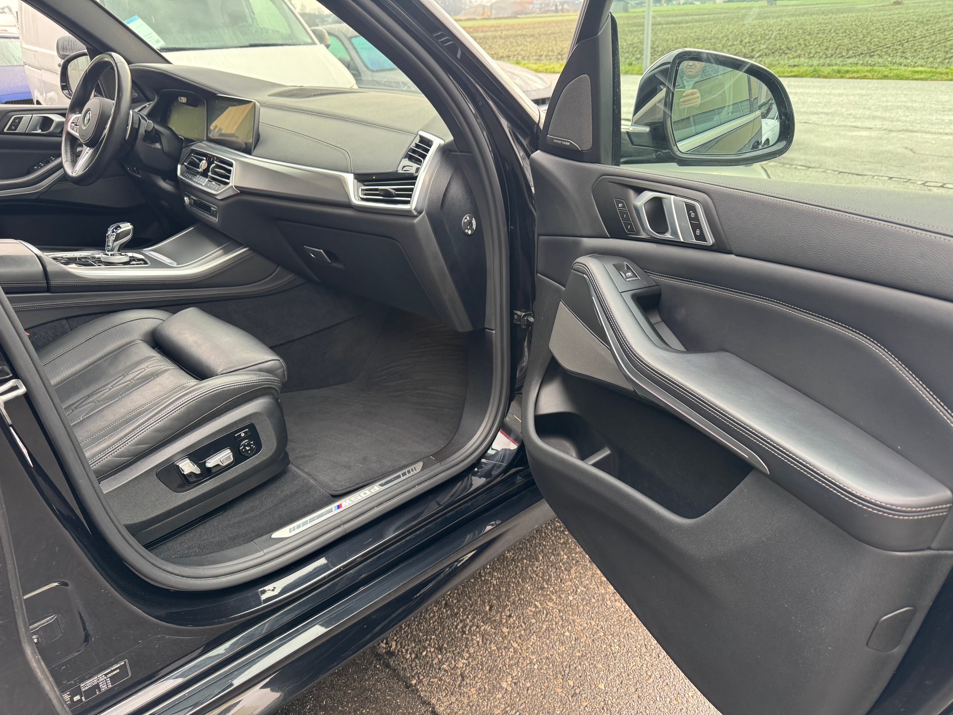 BMW X5 xDrive M50d Steptronic-image-14