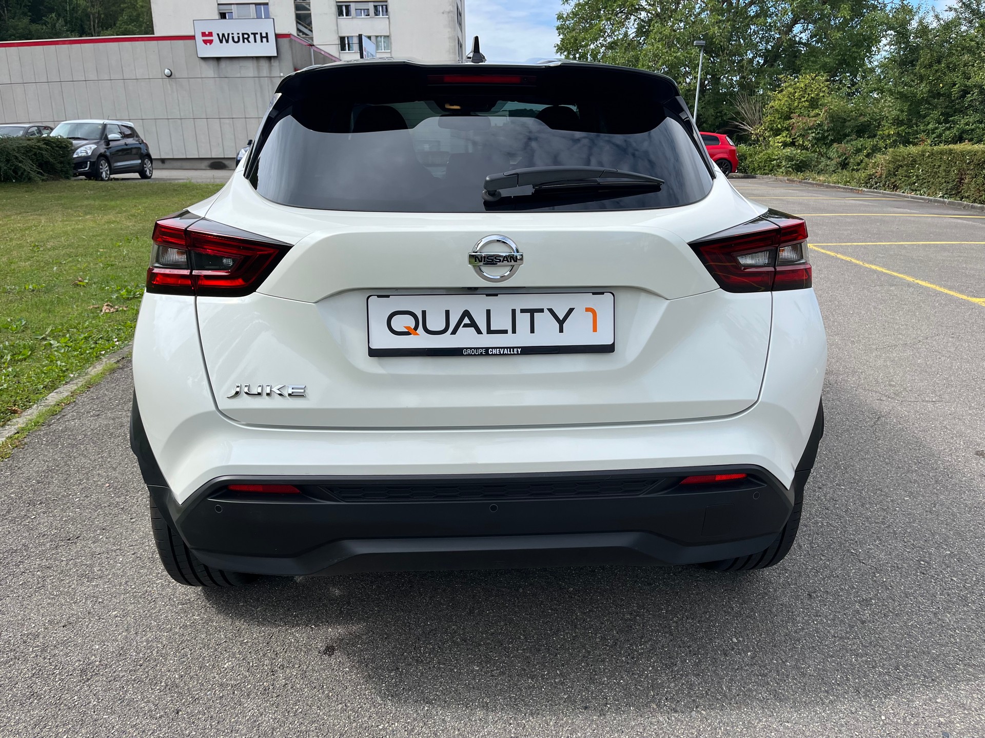 NISSAN Juke 1.0 DIG-T Enigma DCT-image-3