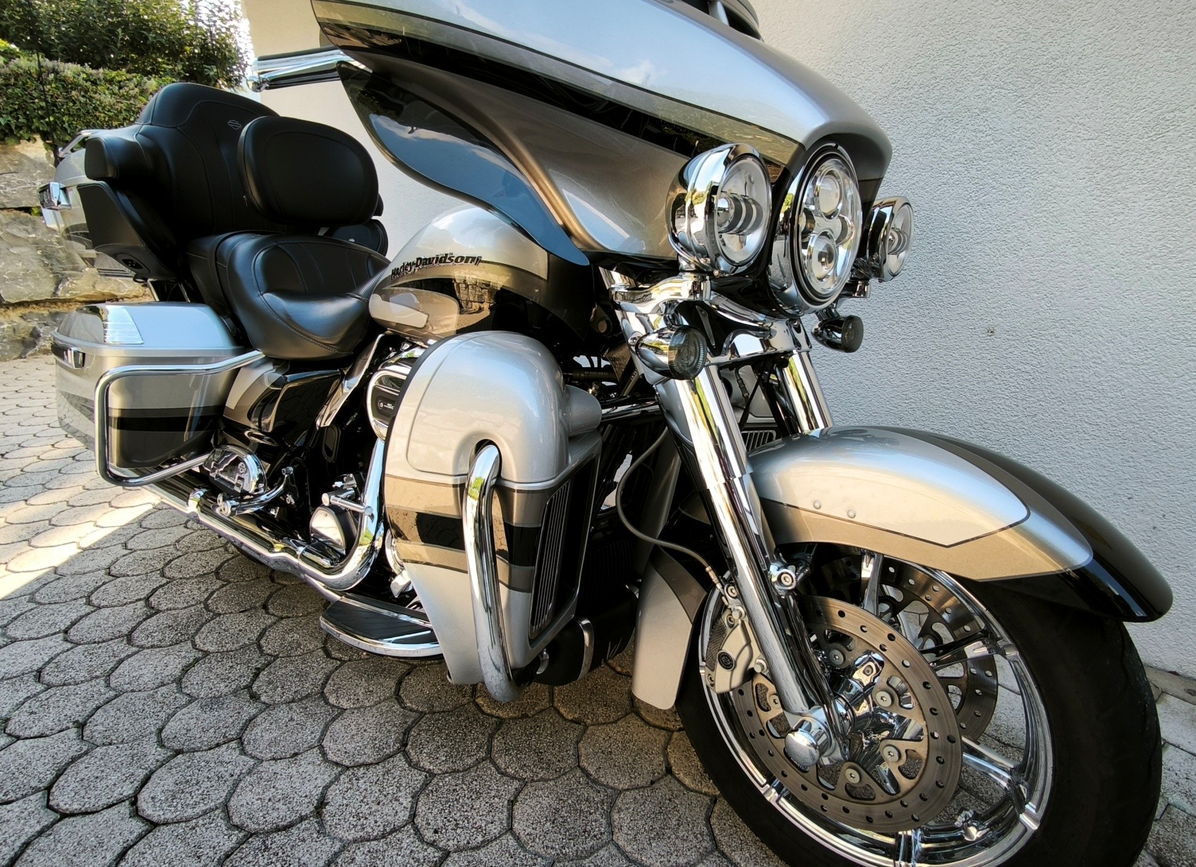 HARLEY-DAVIDSON FLHTKSE Electra Glide Ultra Limited 114 CVO-image-11