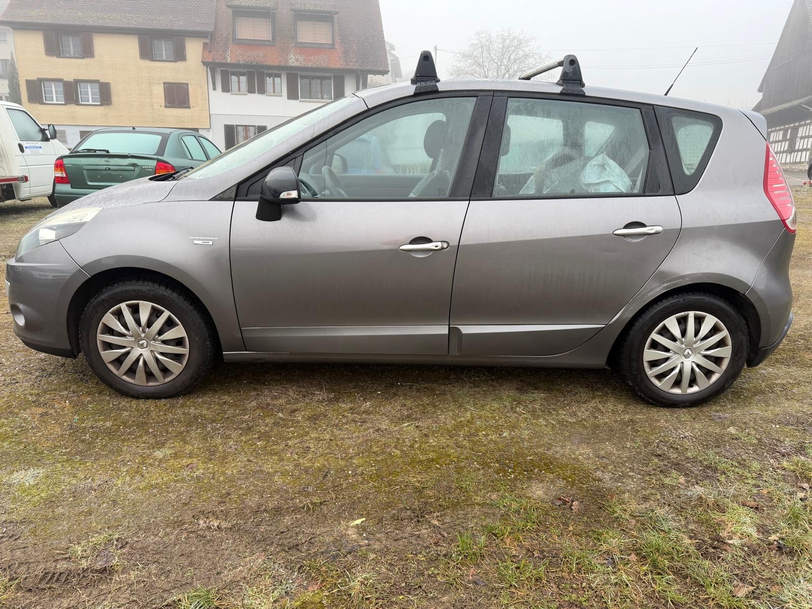RENAULT Scénic 1.4 16V Turbo Bose-showroom-element-2