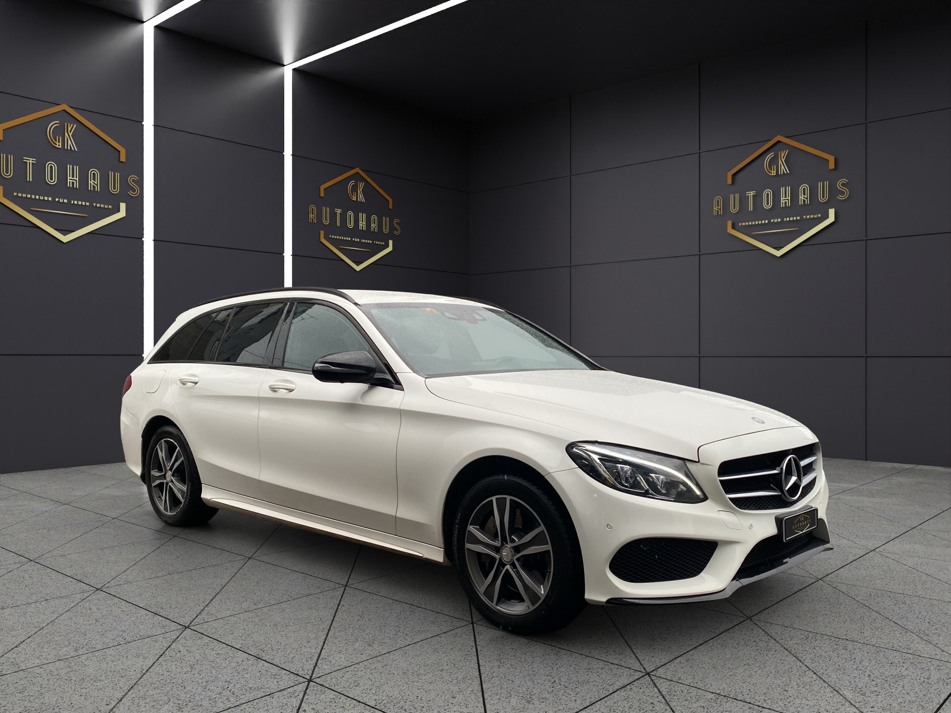 MERCEDES-BENZ C 250 d Swiss Star AMG Line 4Matic 9G-Tronic-image-7