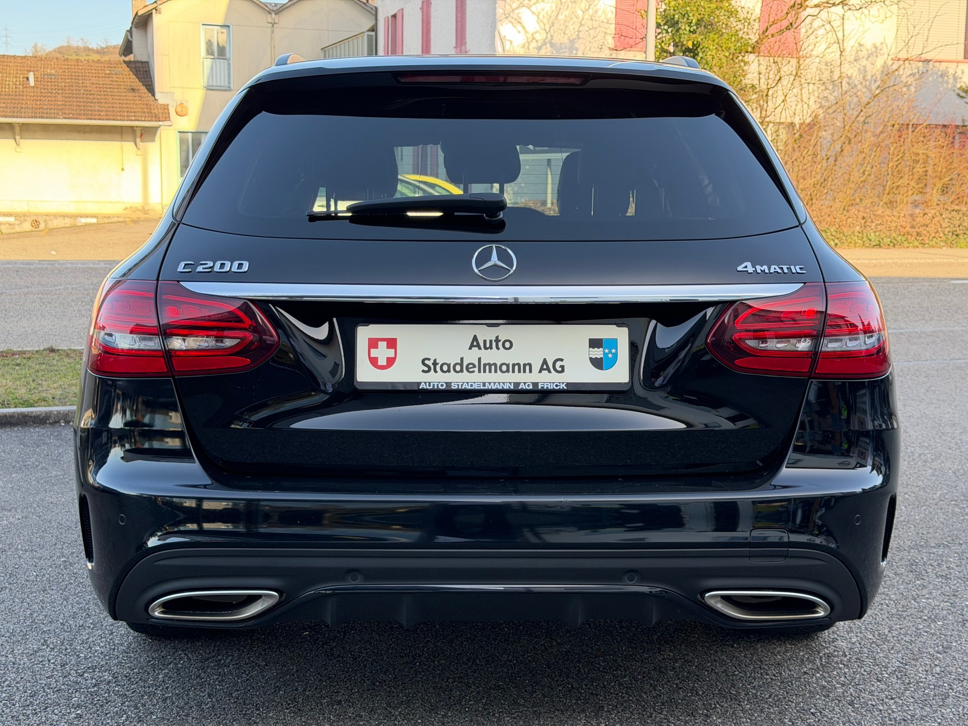 MERCEDES-BENZ C 200 AMG Line 4matic Kombi-image-4