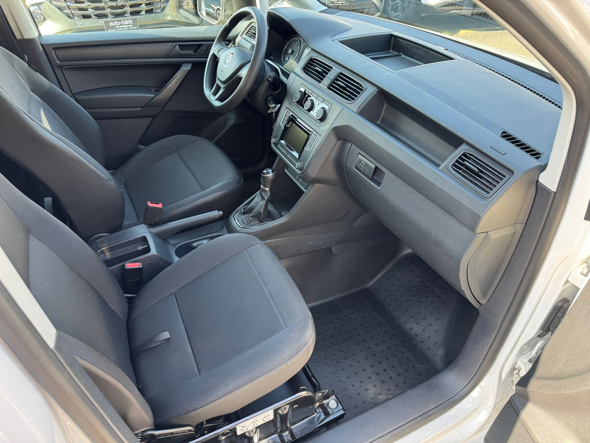 VW Caddy 2.0TDI 4M BM T-showroom-element-3