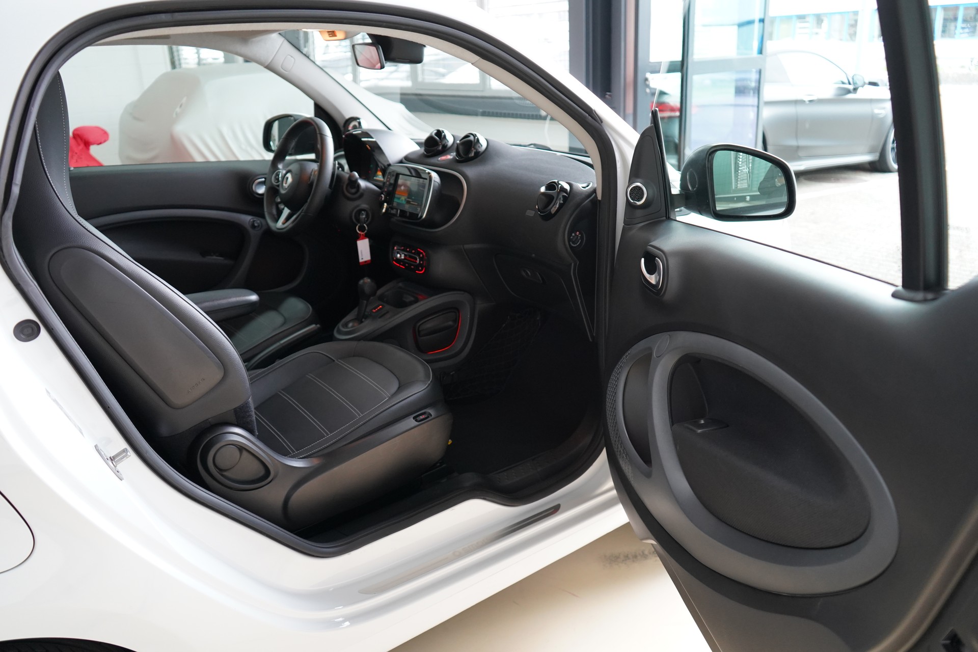 SMART fortwo prime-image-25