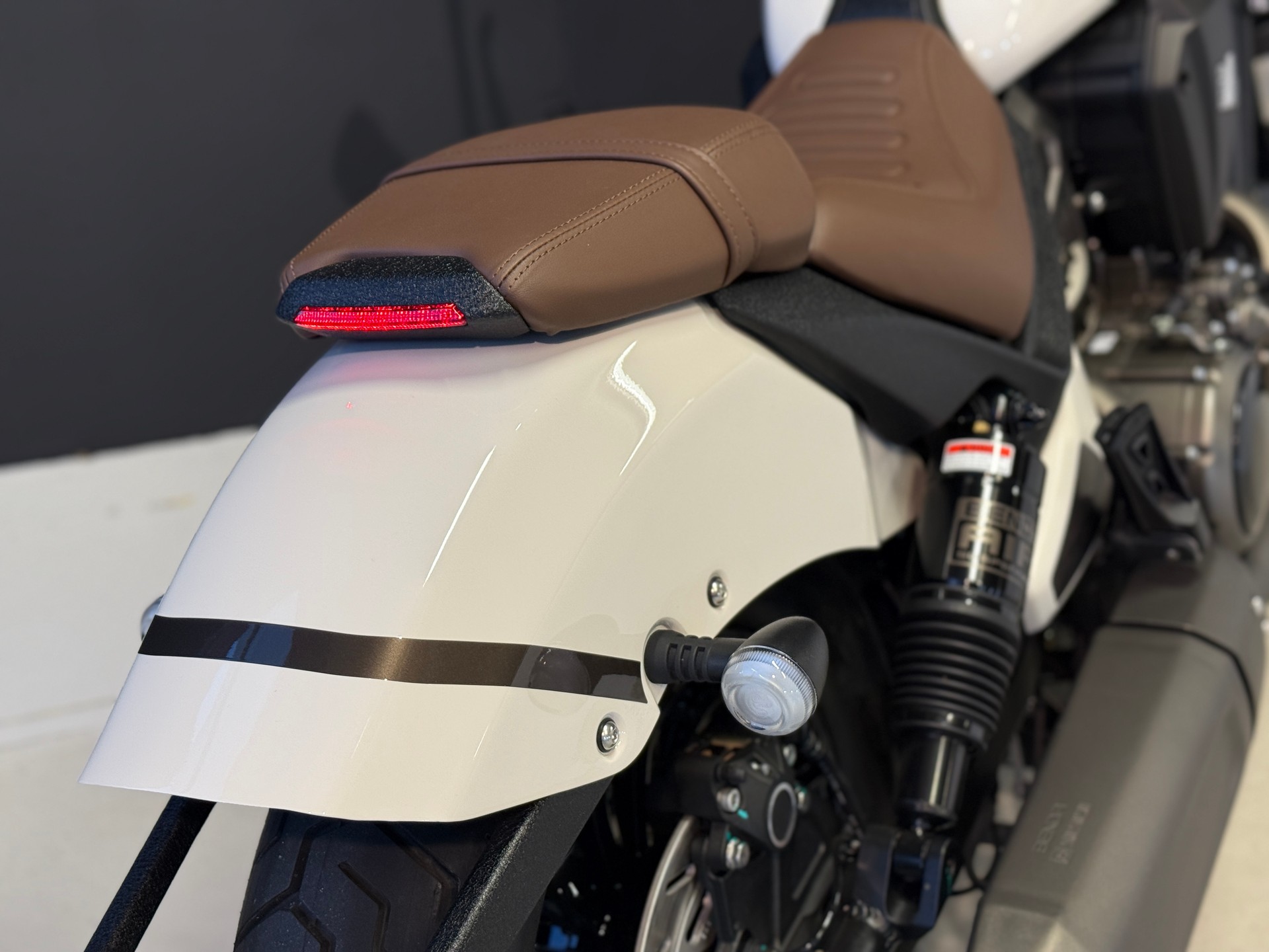 BENDA Dark Flag 500 Commander-image-9