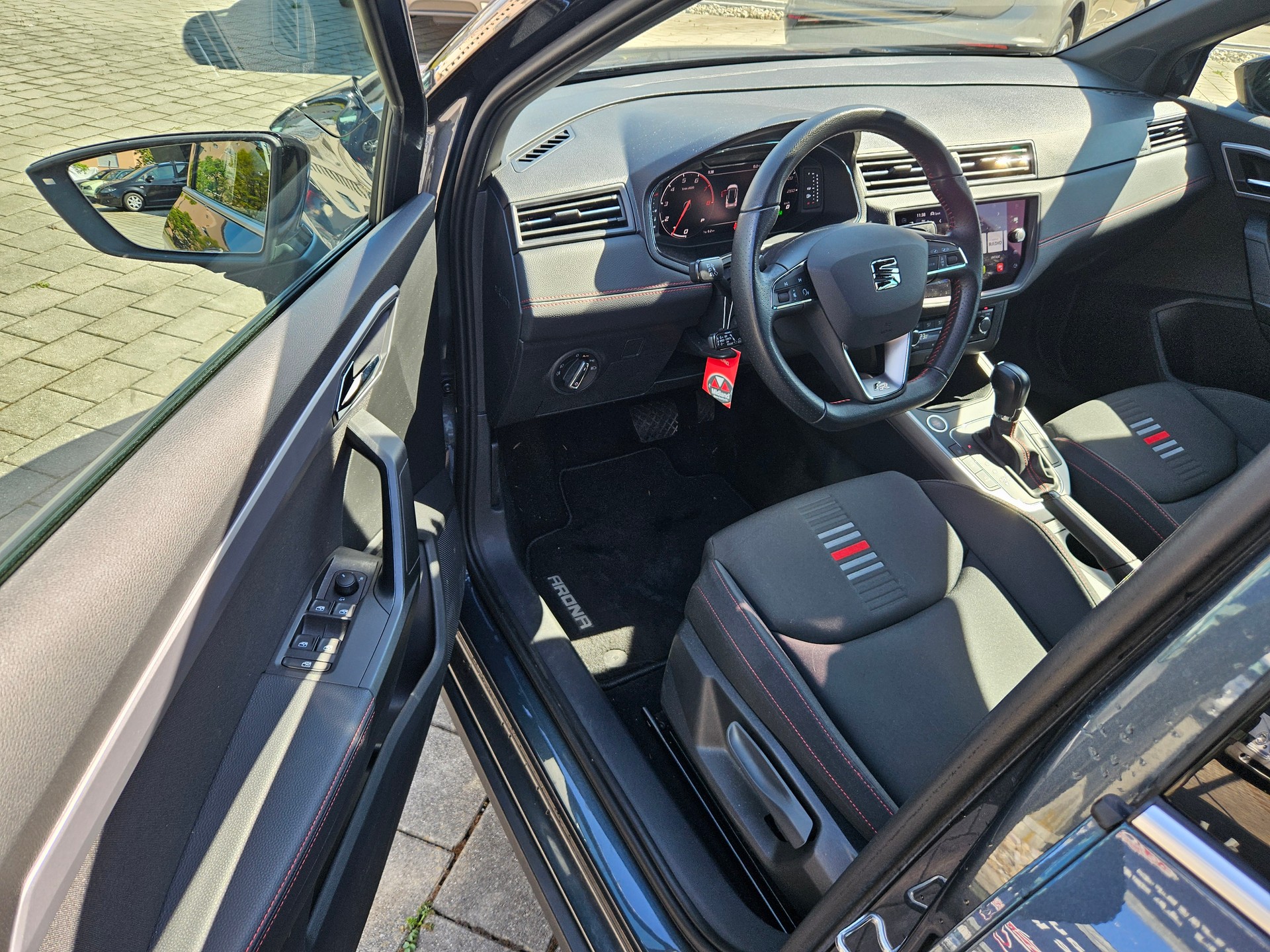 SEAT Arona 1.0 TSI Eco FR DSG-image-12