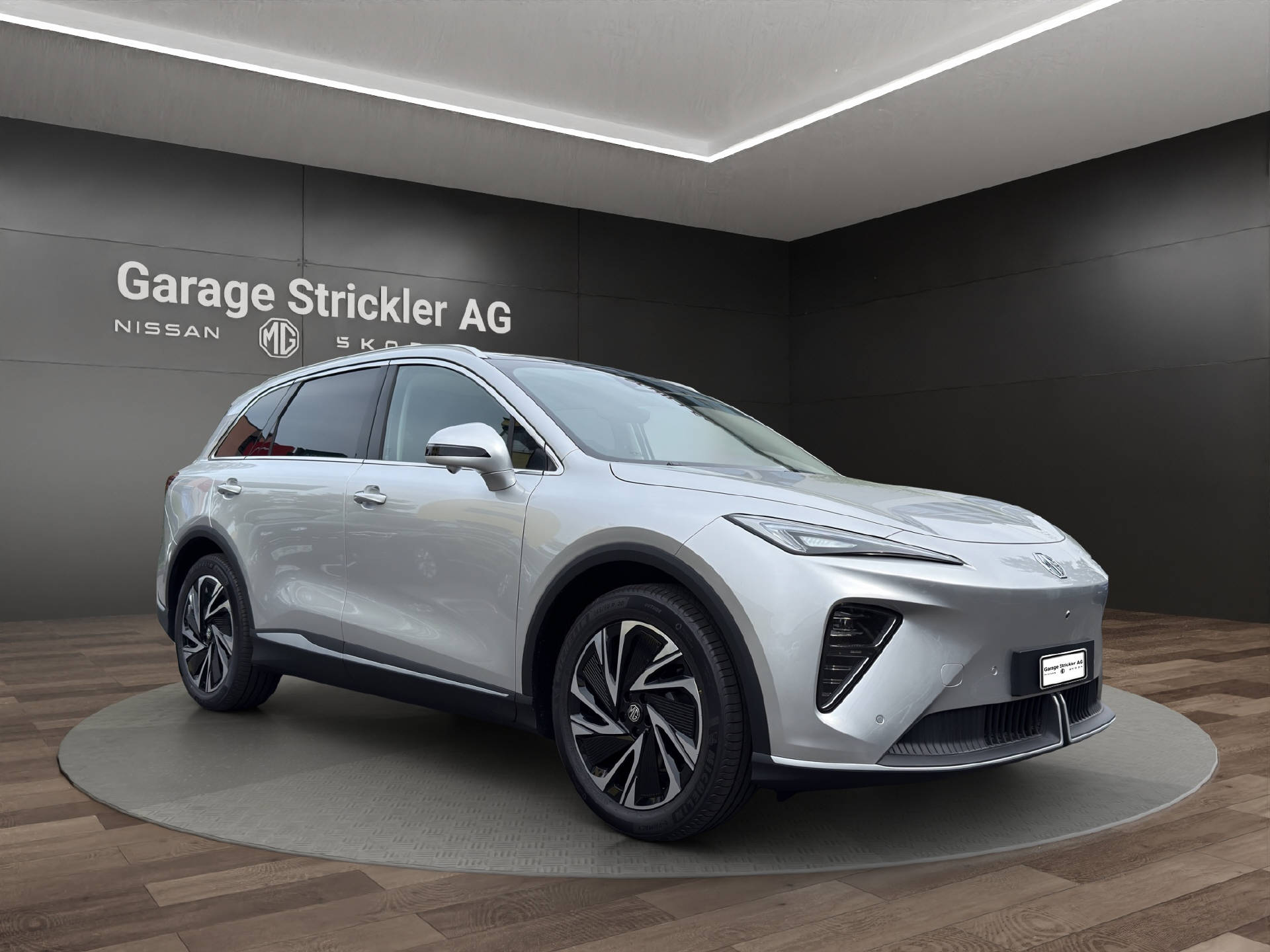 MG S6 EV 77 kWh Luxury 4WD-image-6