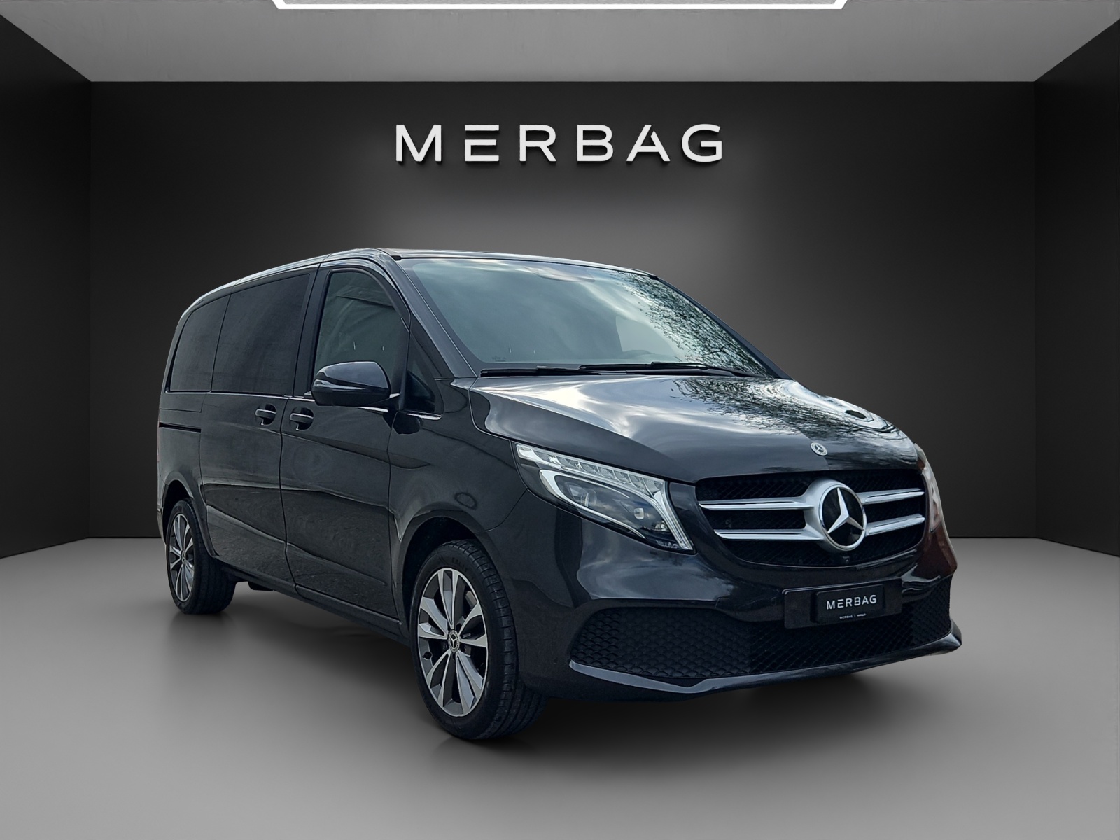 MERCEDES-BENZ V 220 d Trend kompakt 4Matic 9G-Tronic-image-6