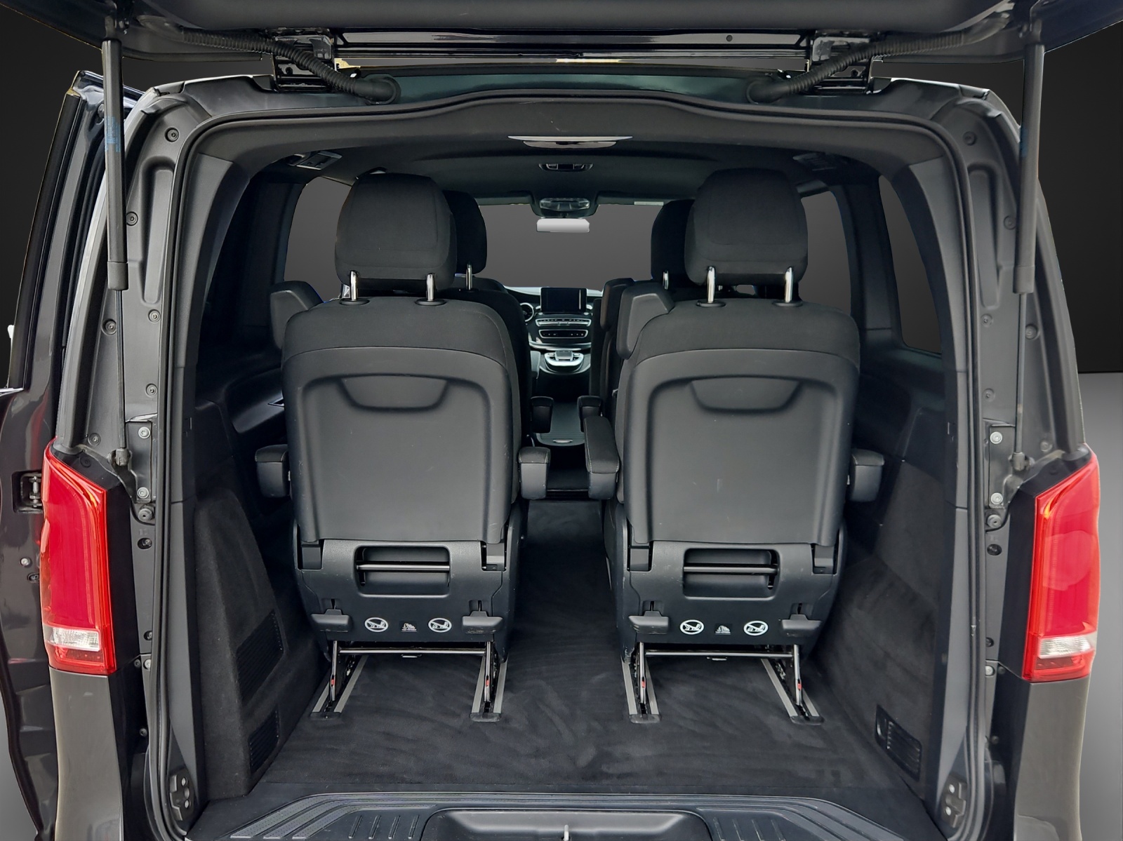MERCEDES-BENZ V 220 d Trend kompakt 4Matic 9G-Tronic-image-11