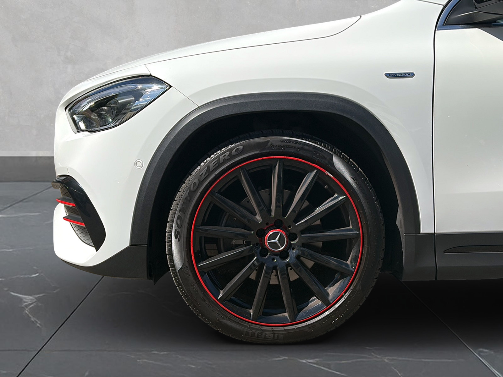 MERCEDES-BENZ GLA 200 AMG Line Edition 1. 7G-DCT-image-8