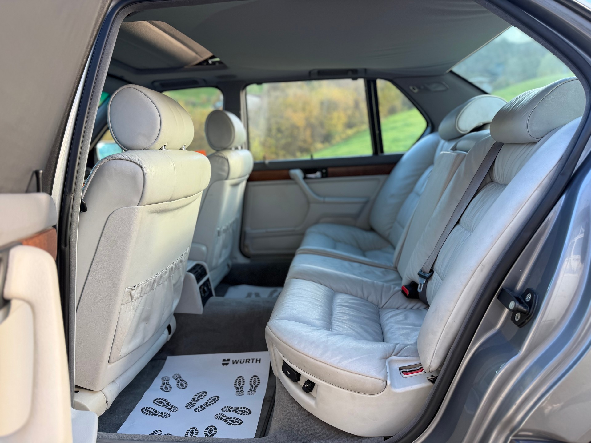 BMW 740iL V8-image-10