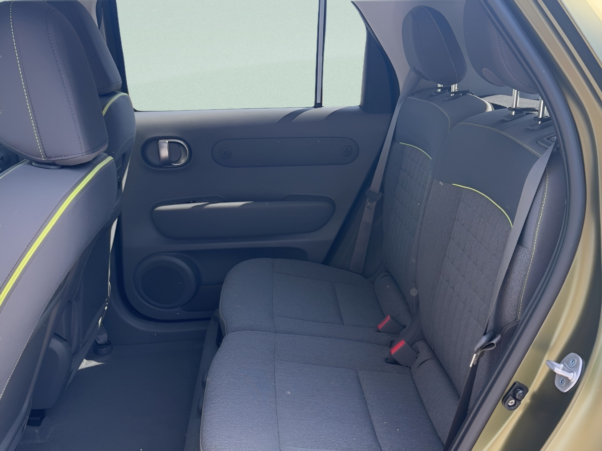HYUNDAI Inster 49kWh Vertex Cross-image-16