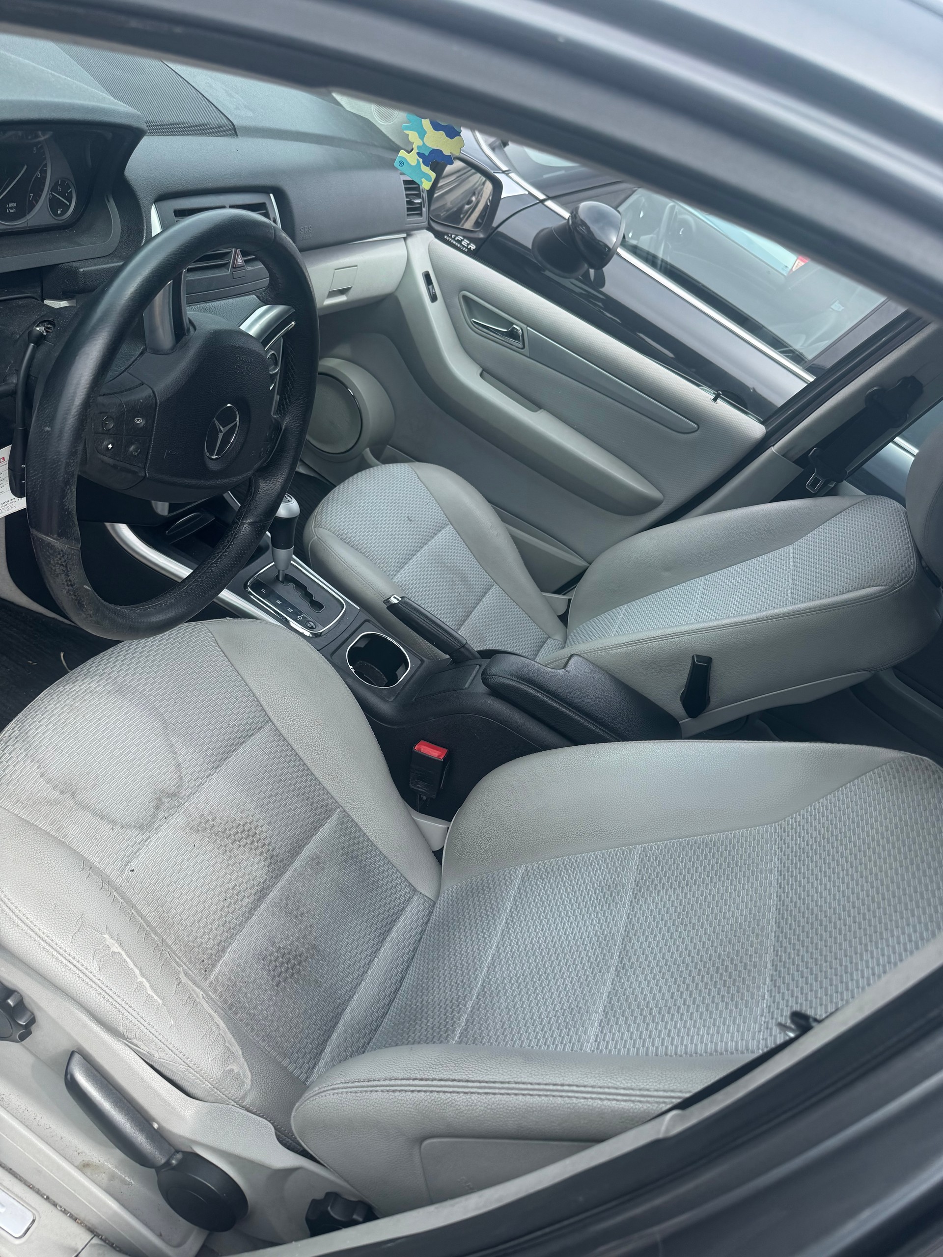 MERCEDES-BENZ B 170-image-7