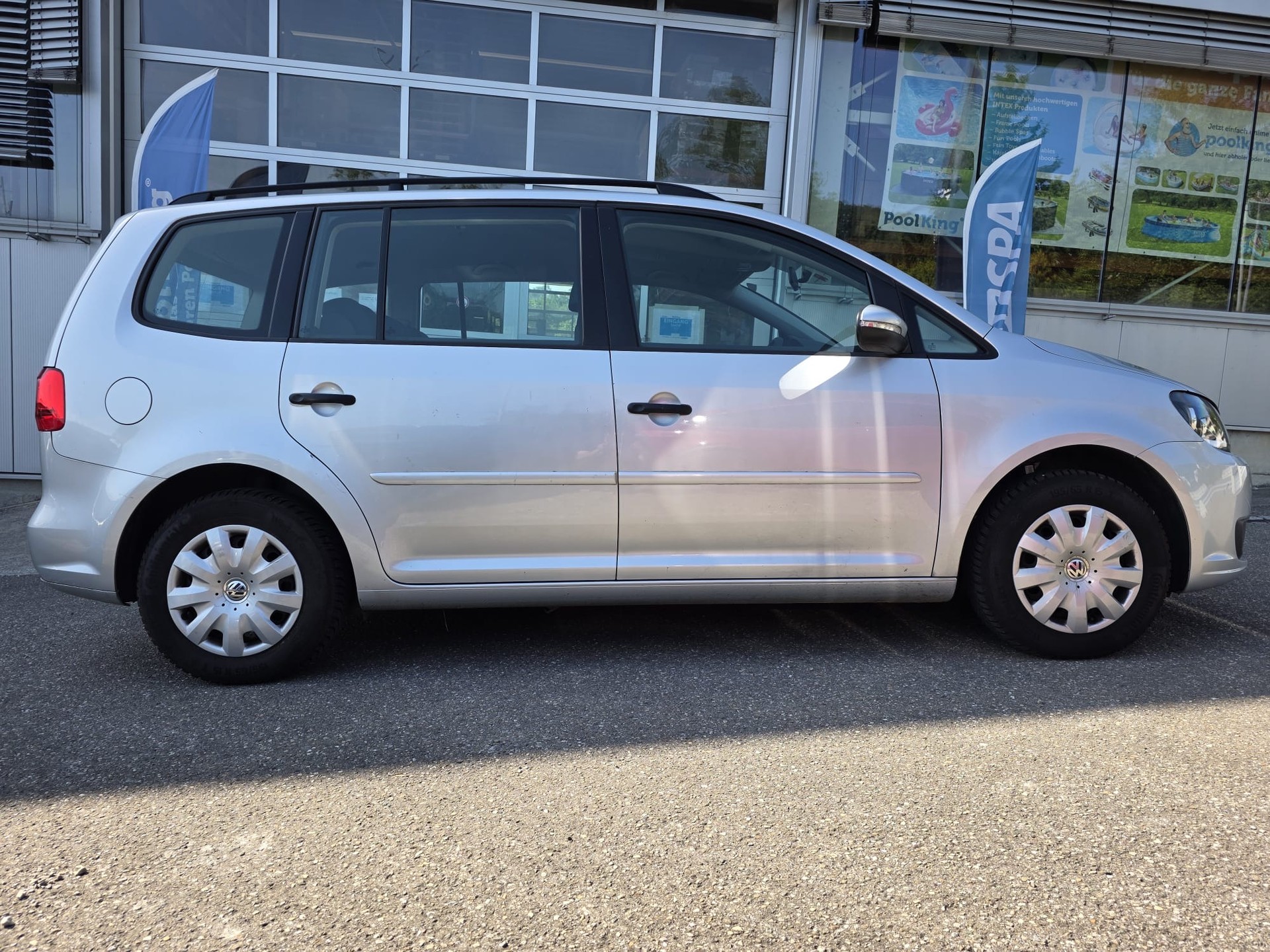 VW Touran 1.6 TDI BlueMotion Technology Highline-image-12