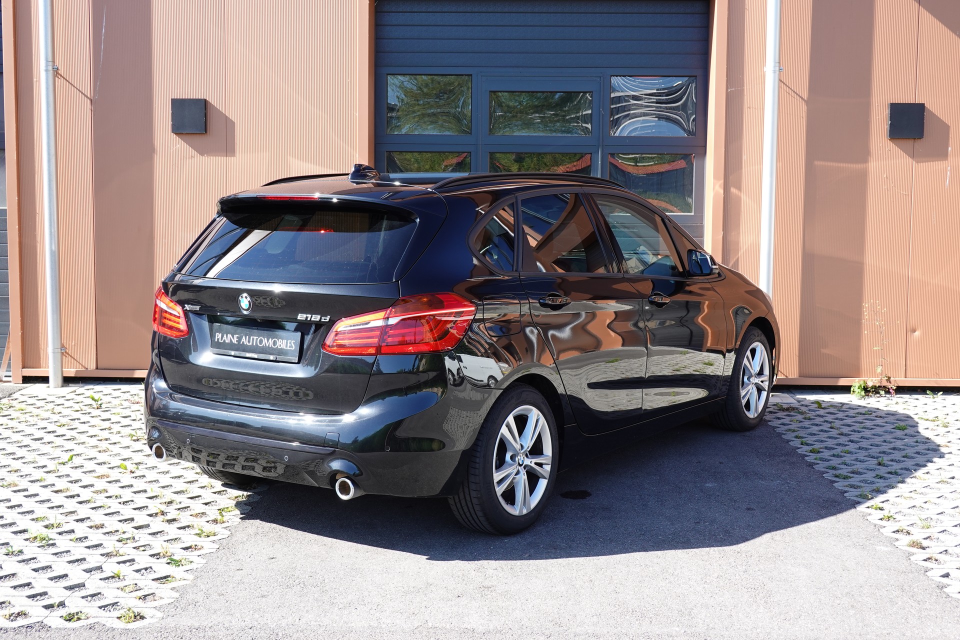 BMW 218d xDrive Active Tourer Steptronic -" * Véhicule CH * Caméra + Capteurs * Hayon électrique * Tempomat * Phares automatiques "-image-7