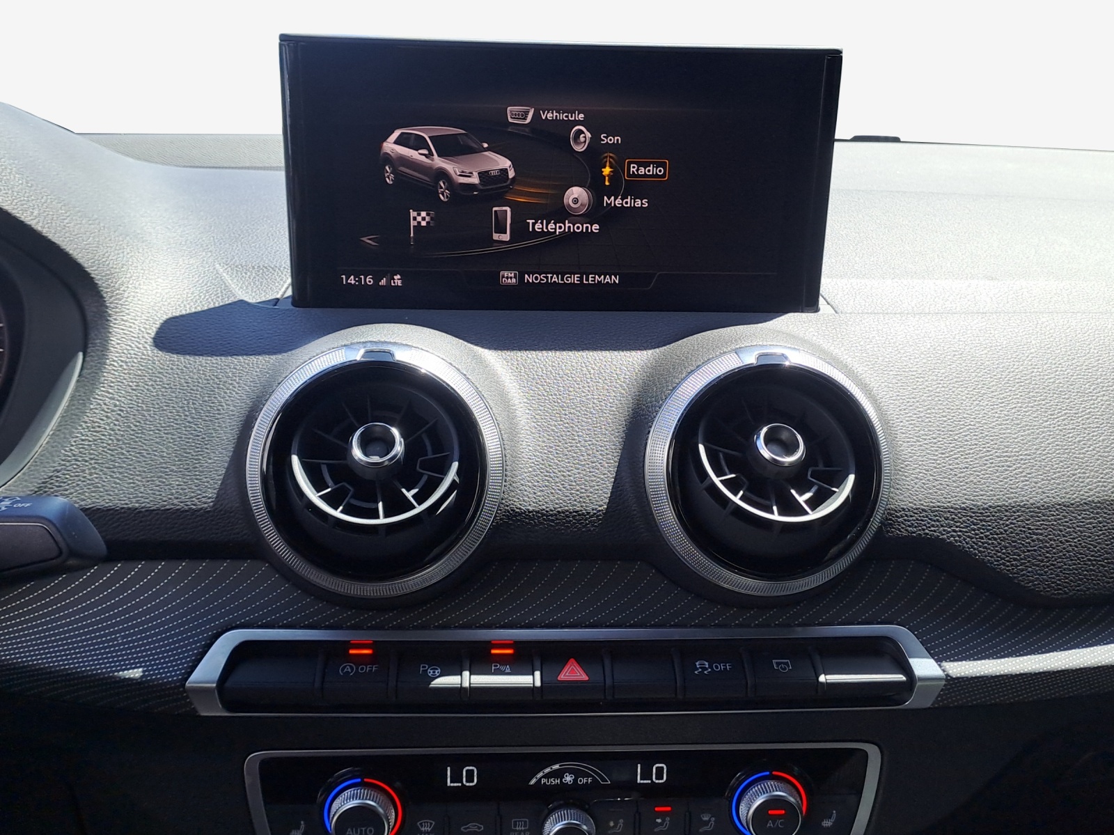 AUDI Q2 35 TFSI S line S-tronic-image-10