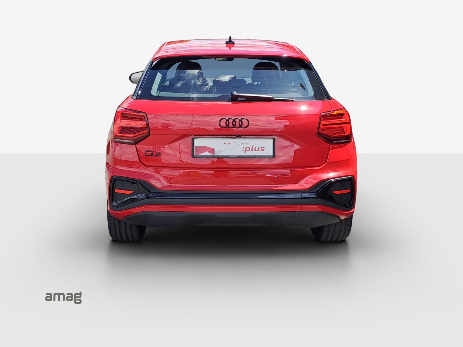 AUDI Q2 35 TFSI S line S-tronic-showroom-element-3