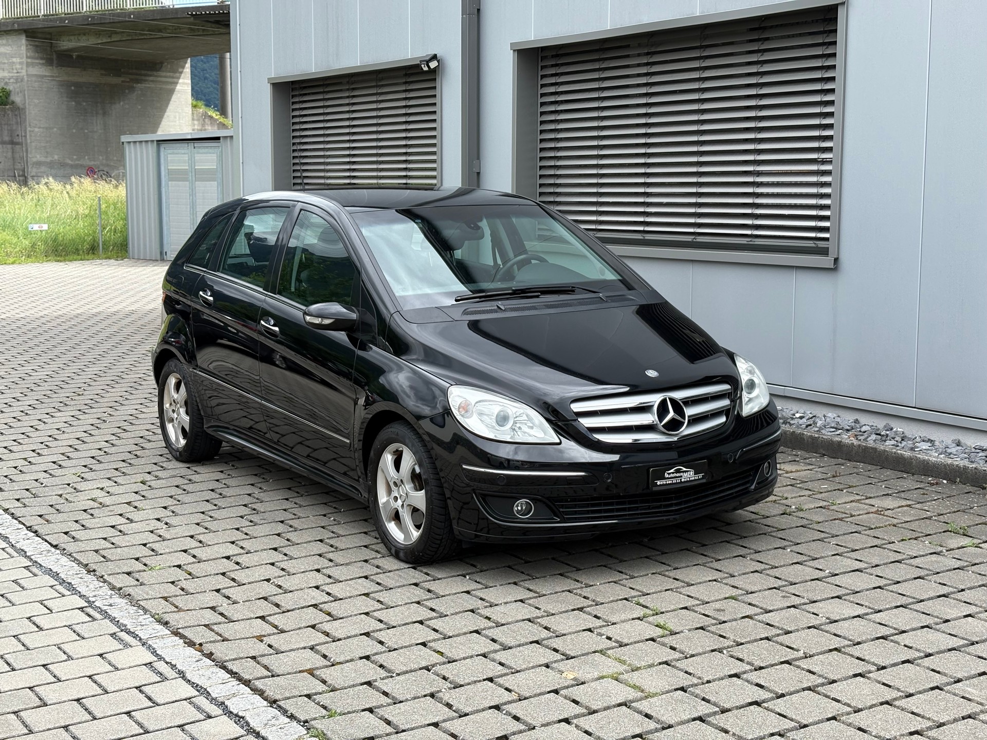 MERCEDES-BENZ B 200 T 105`569km Frisch ab MFK 08.06.2026 & Service-image-3