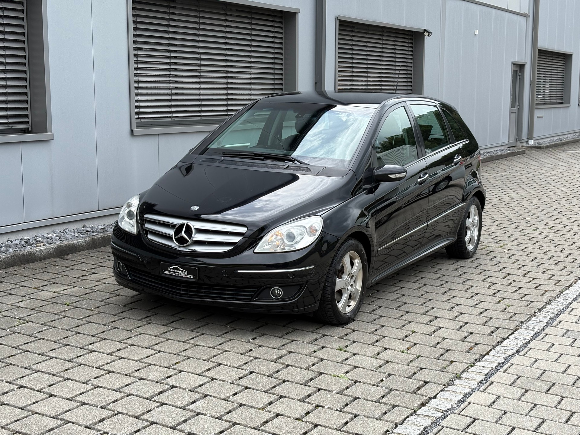 MERCEDES-BENZ B 200 T 105`569km Frisch ab MFK 08.06.2026 & Service