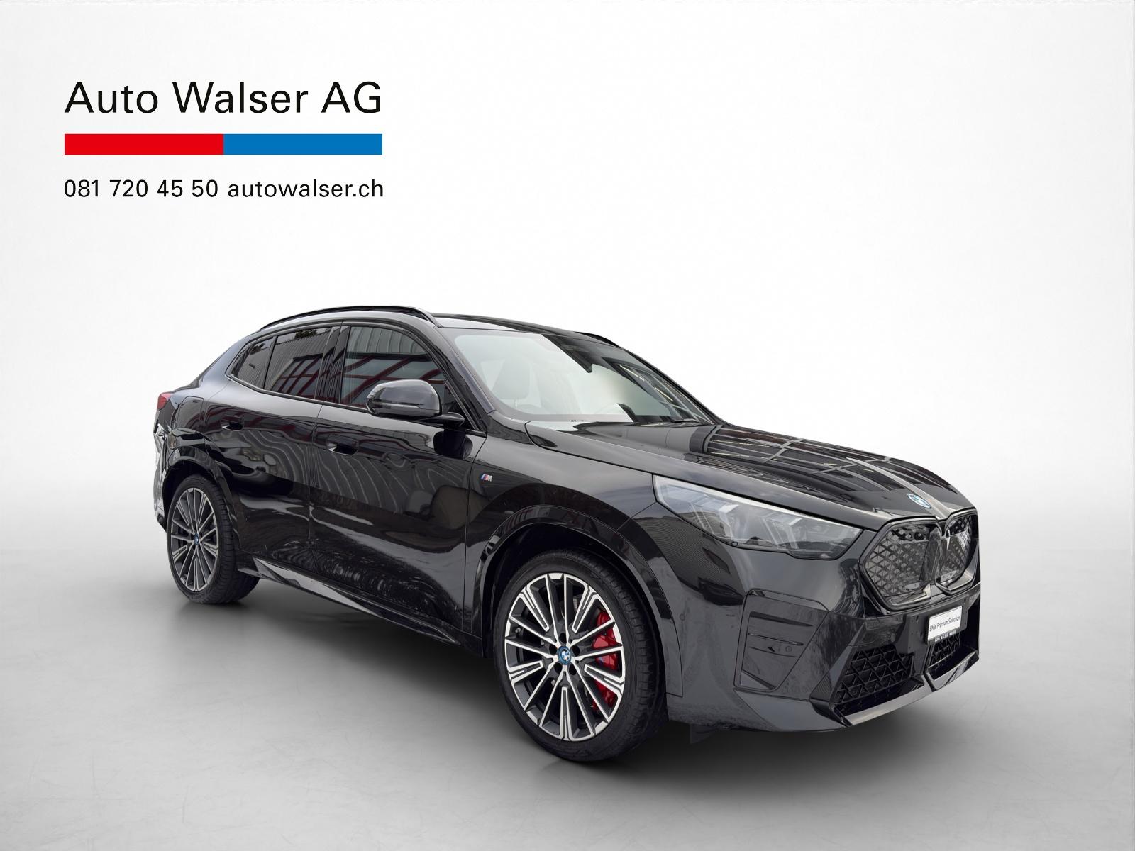 BMW iX2 30 xDrive-image-6