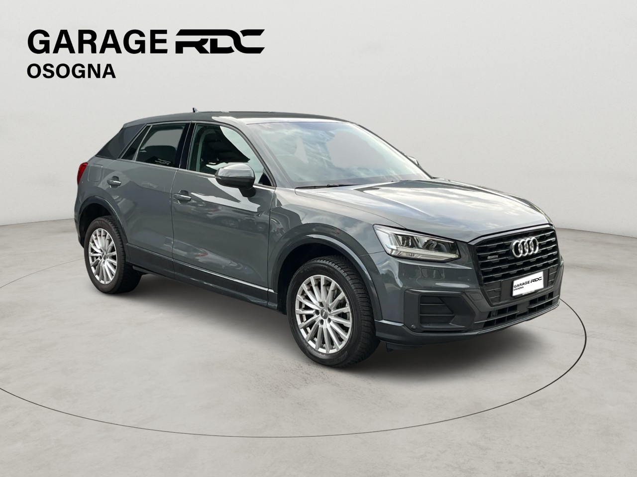AUDI Q2 2.0 TFSI sport quattro S-tronic-image-2