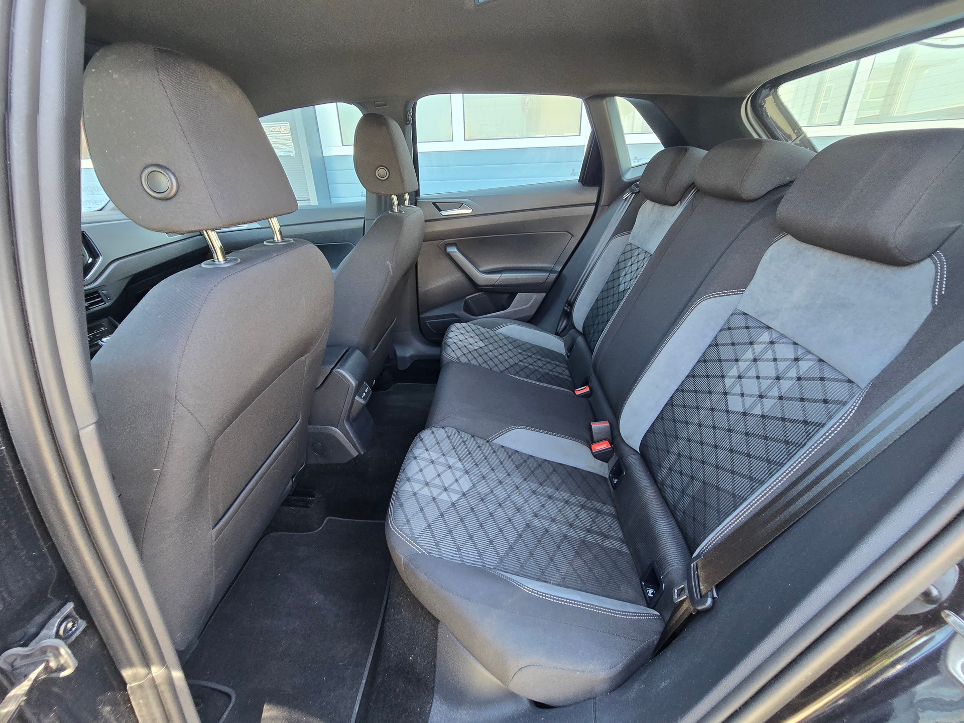 VW Polo 1.0 TSI R-Line-image-7