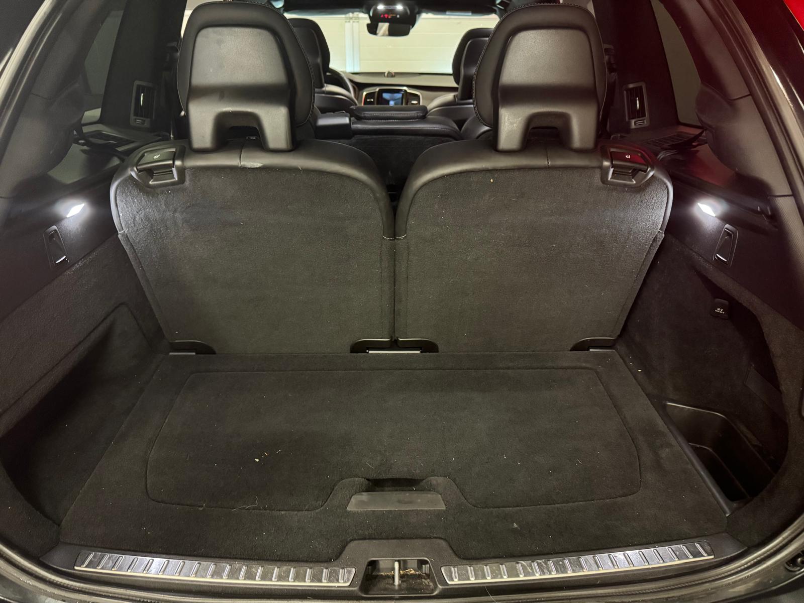 VOLVO XC90 T8 eAWD R-Design Geartronic-image-17