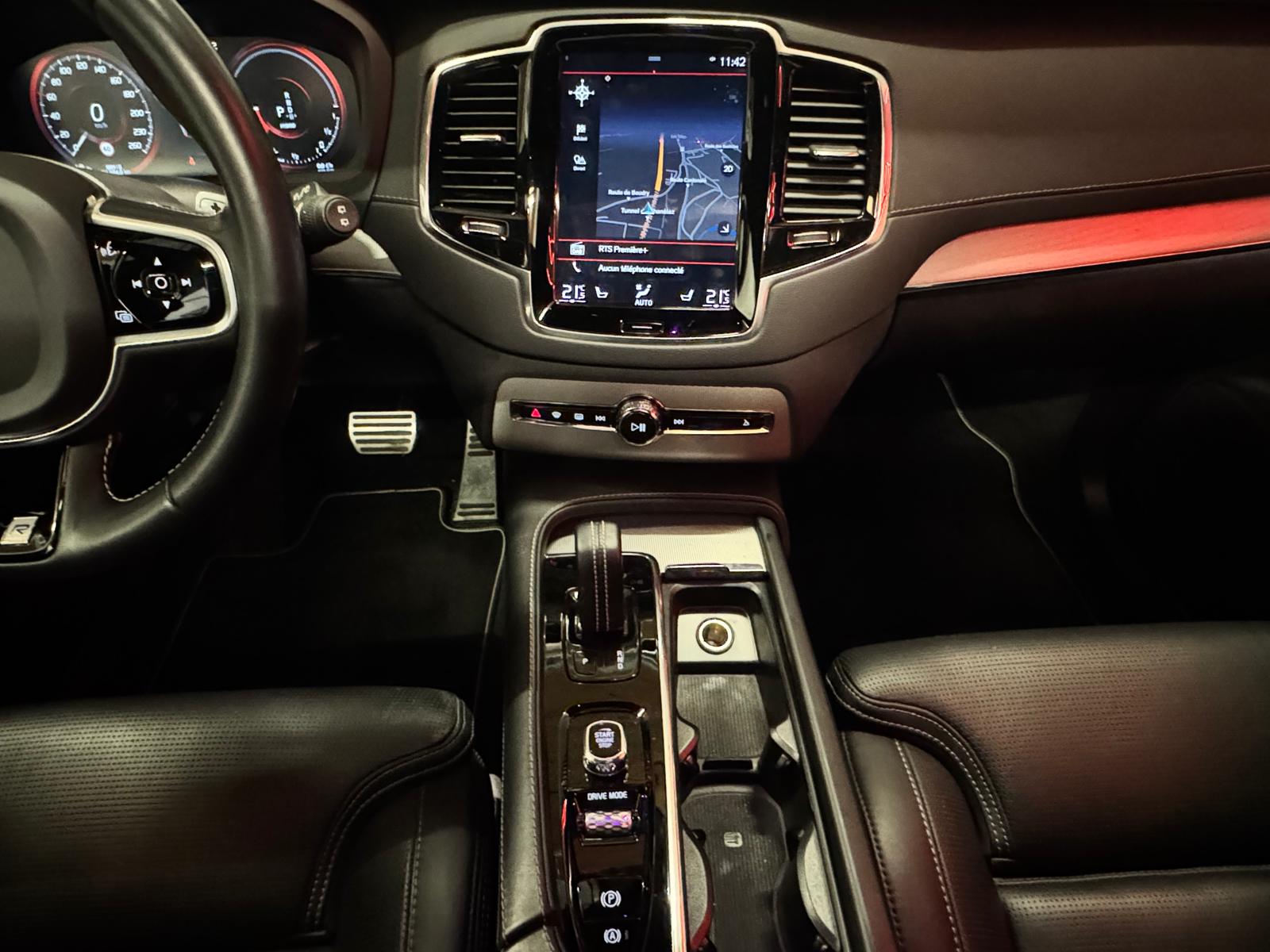 VOLVO XC90 T8 eAWD R-Design Geartronic-image-26