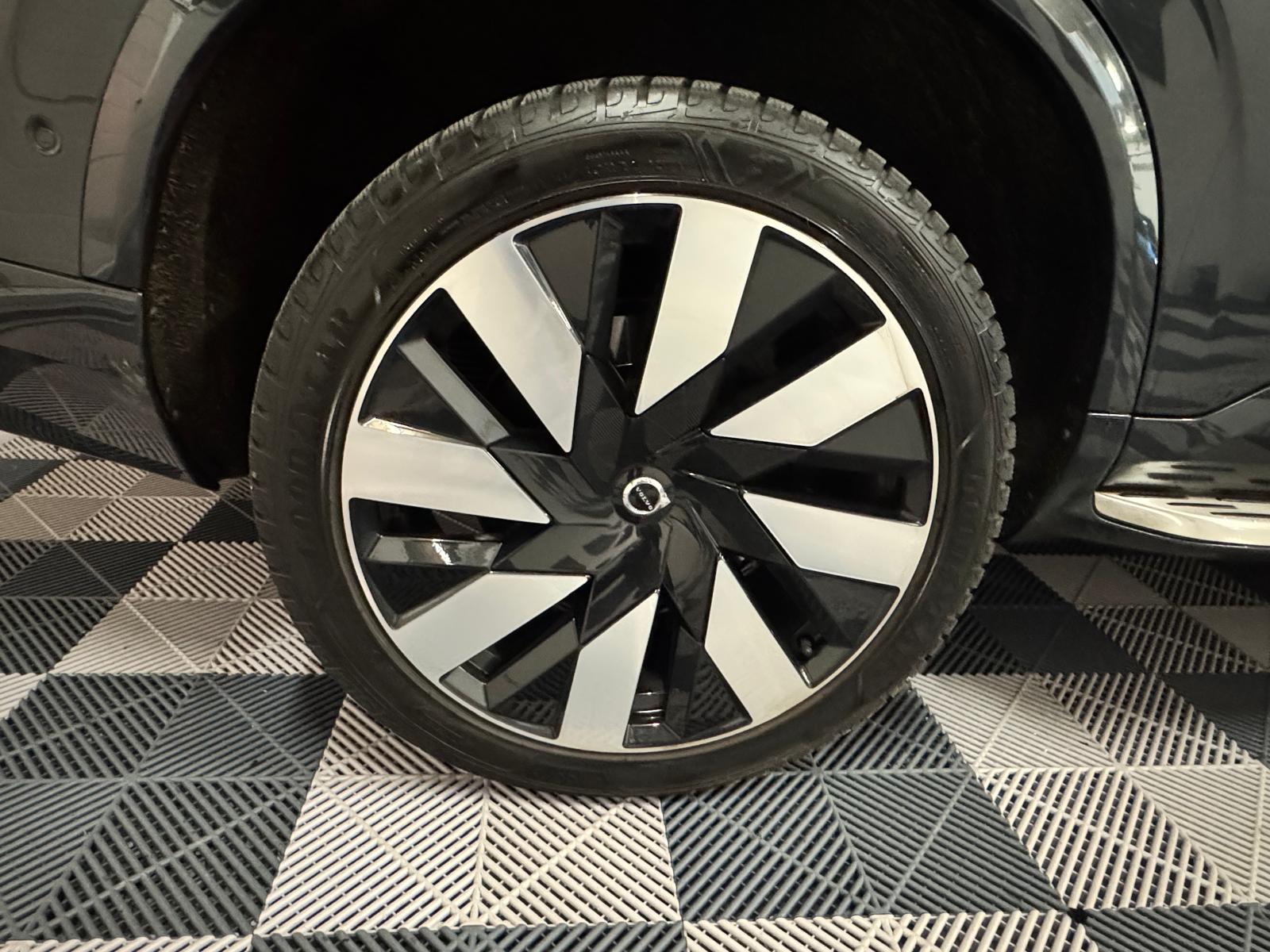 VOLVO XC90 T8 eAWD R-Design Geartronic-image-31