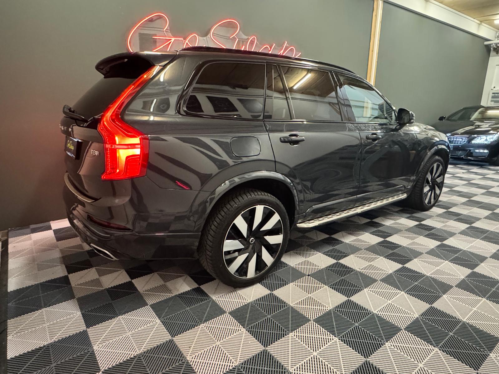 VOLVO XC90 T8 eAWD R-Design Geartronic-image-6
