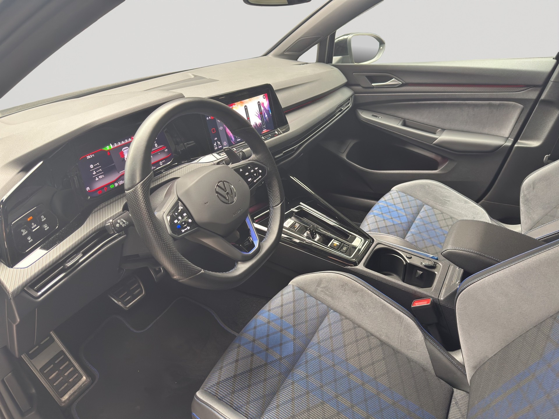 VW Golf 2.0 TSI R DSG 4Motion Black Style-image-6