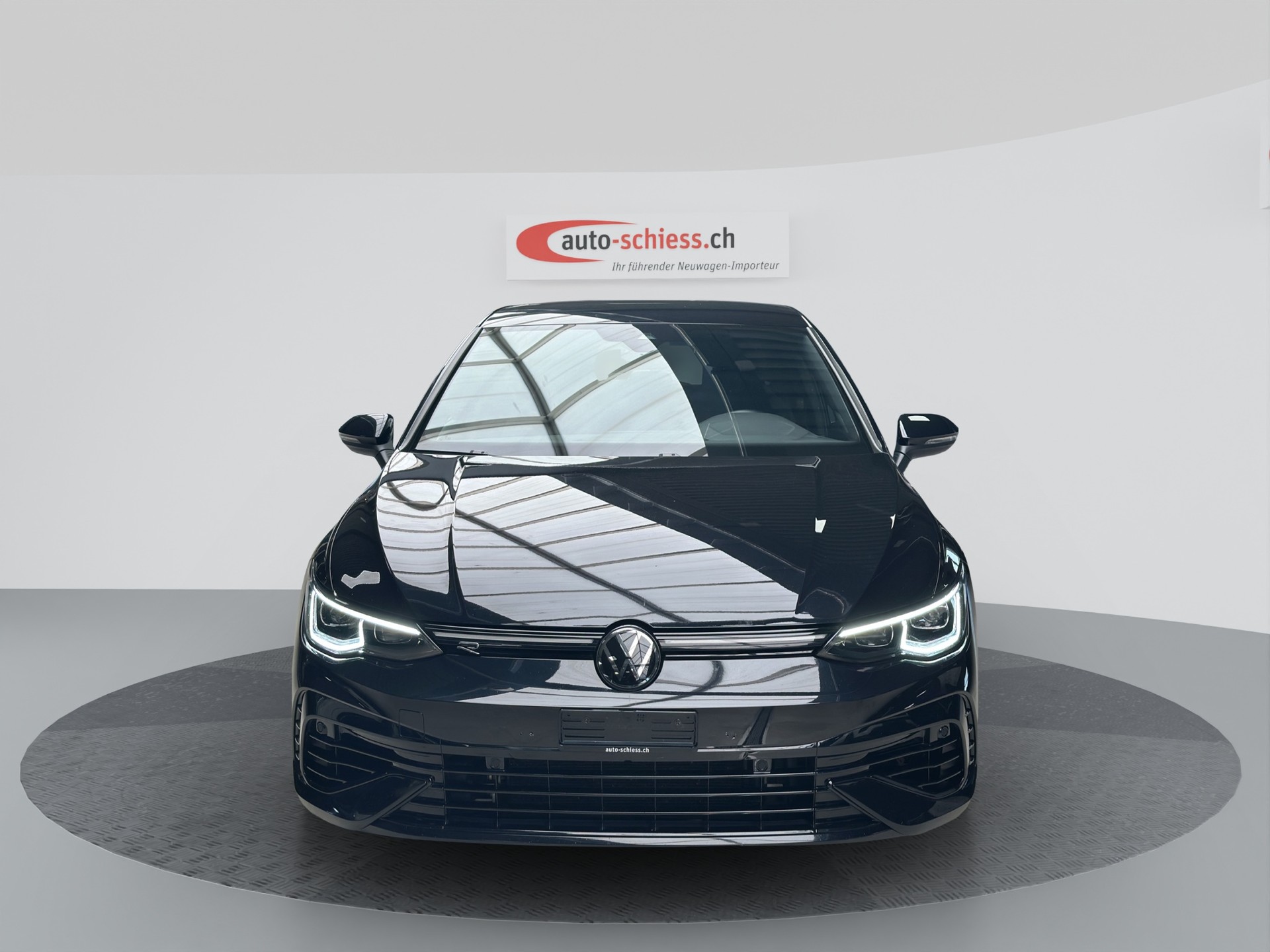VW Golf 2.0 TSI R DSG 4Motion Black Style-image-1