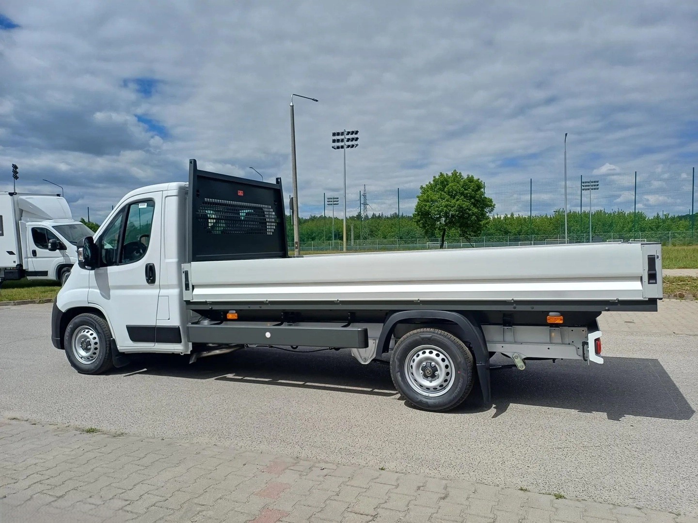 TOYOTA Proace MAX 2.2D Brücke HD Active 3,5t L3H1-showroom-element-1