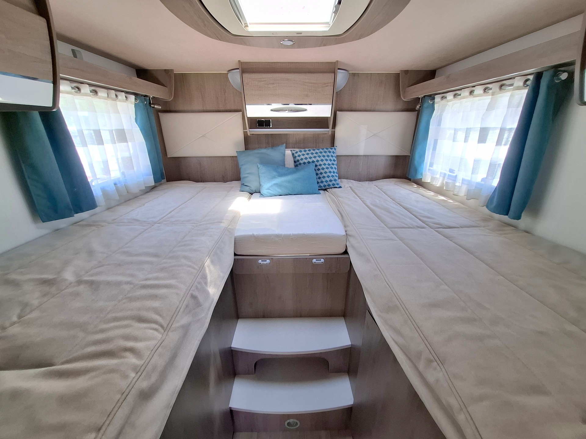 PILOTE G740 EMOTION - AUTOMAT! Einzelbett & Hubbett, TV & SAT, Solar & Wechselrichter-image-12
