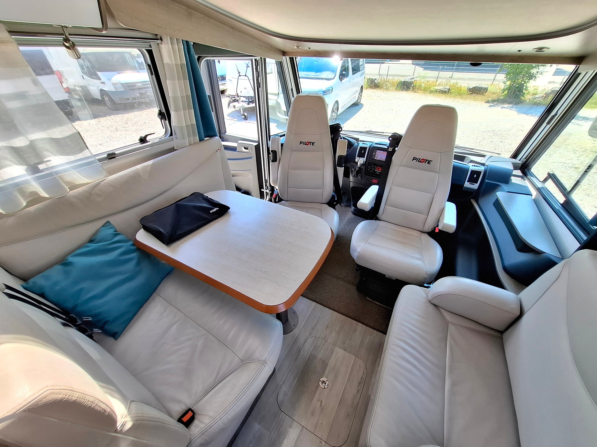 PILOTE G740 EMOTION - AUTOMAT! Einzelbett & Hubbett, TV & SAT, Solar & Wechselrichter-image-8