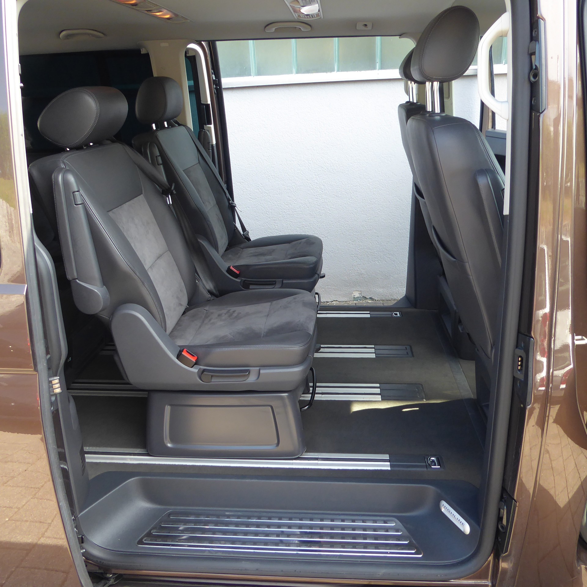 VW T5 Multivan 2.0 Bi-TDI CR Highline DSG-image-9
