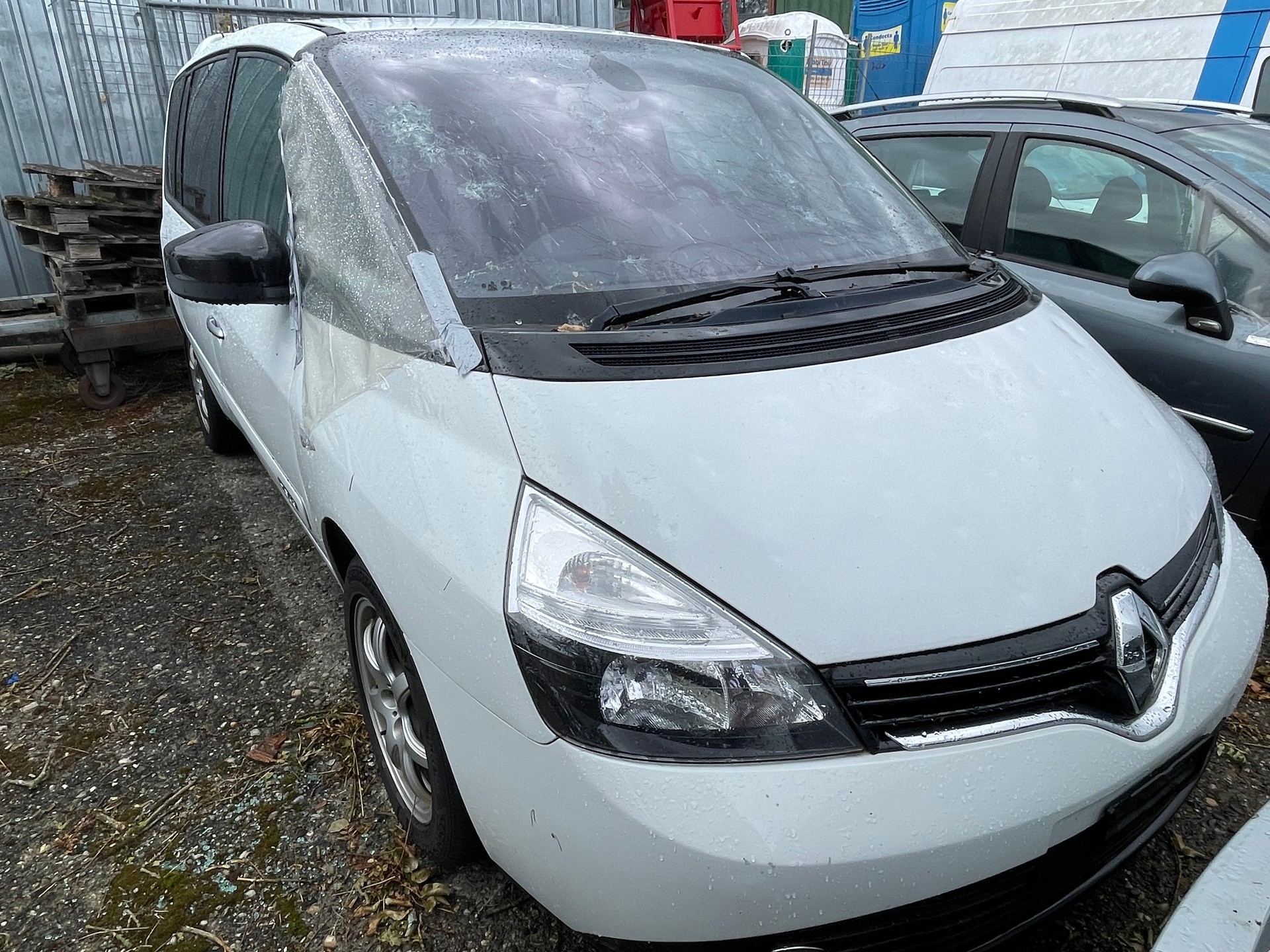 RENAULT Espace 2.0 dCi Dynamique Automatic-image-11