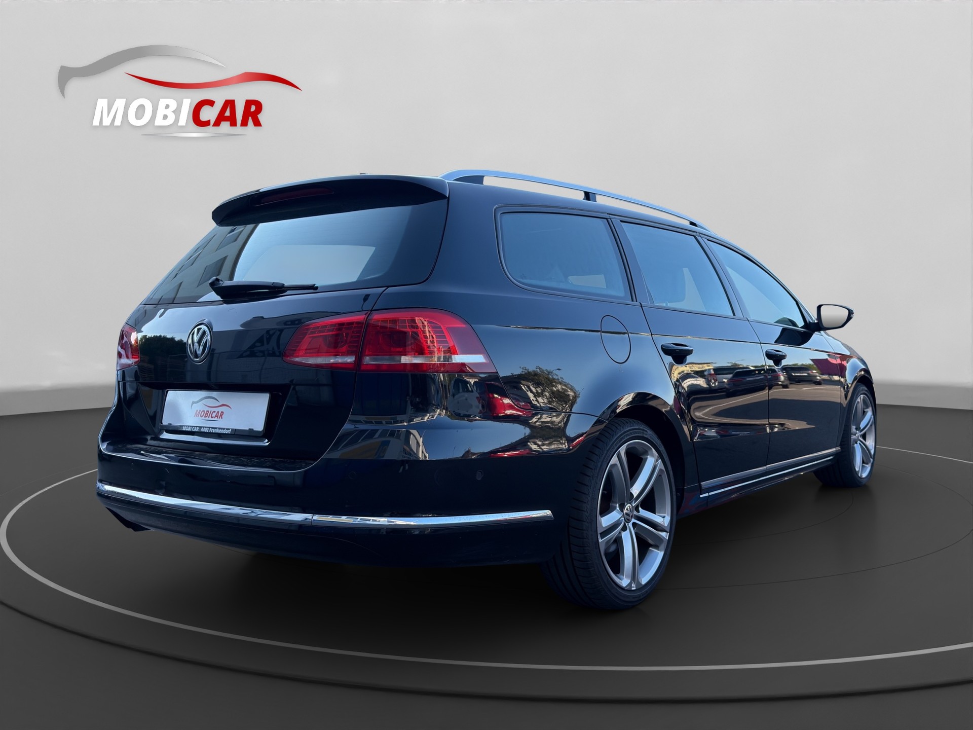 VW Passat Variant 2.0 TSI R-Line DSG-image-4