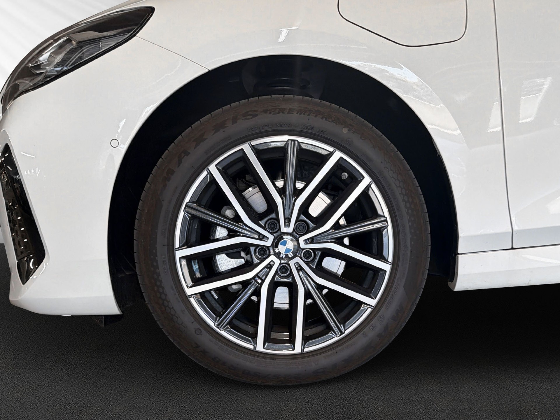BMW 225e xDrive Active Tourer M Sport-image-8