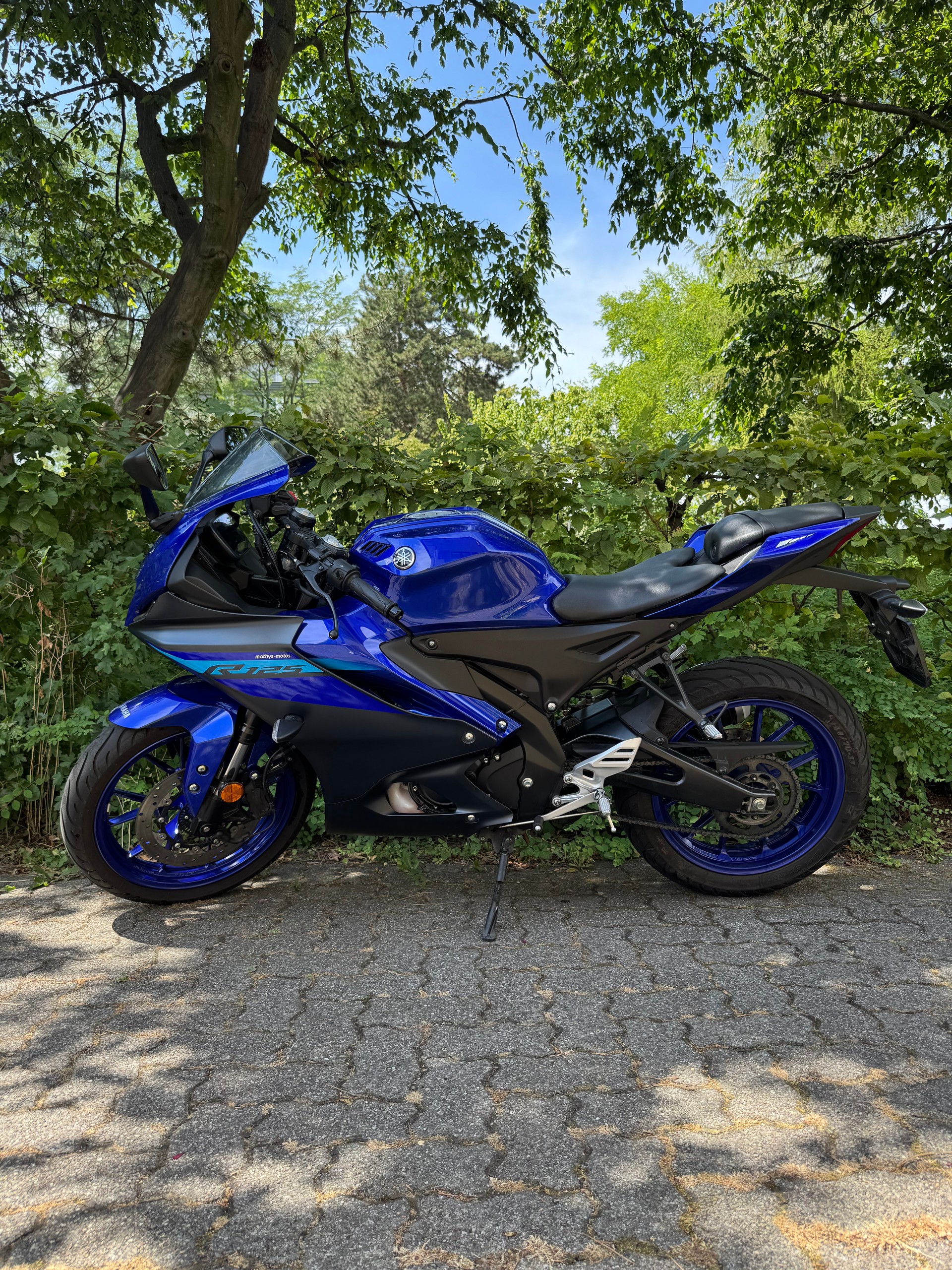 YAMAHA YZF-R 125 ABS-image-4