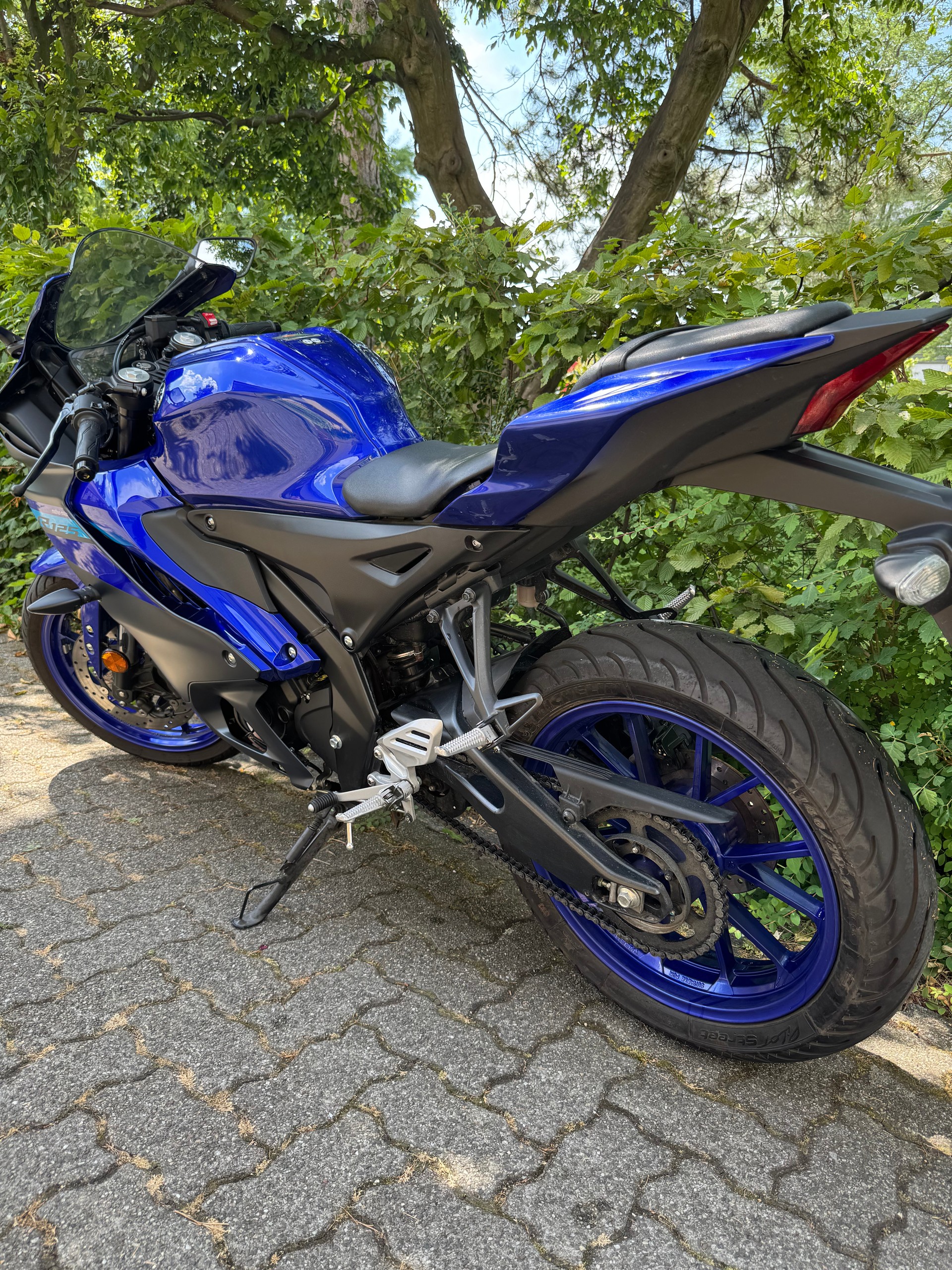 YAMAHA YZF-R 125 ABS-image-5